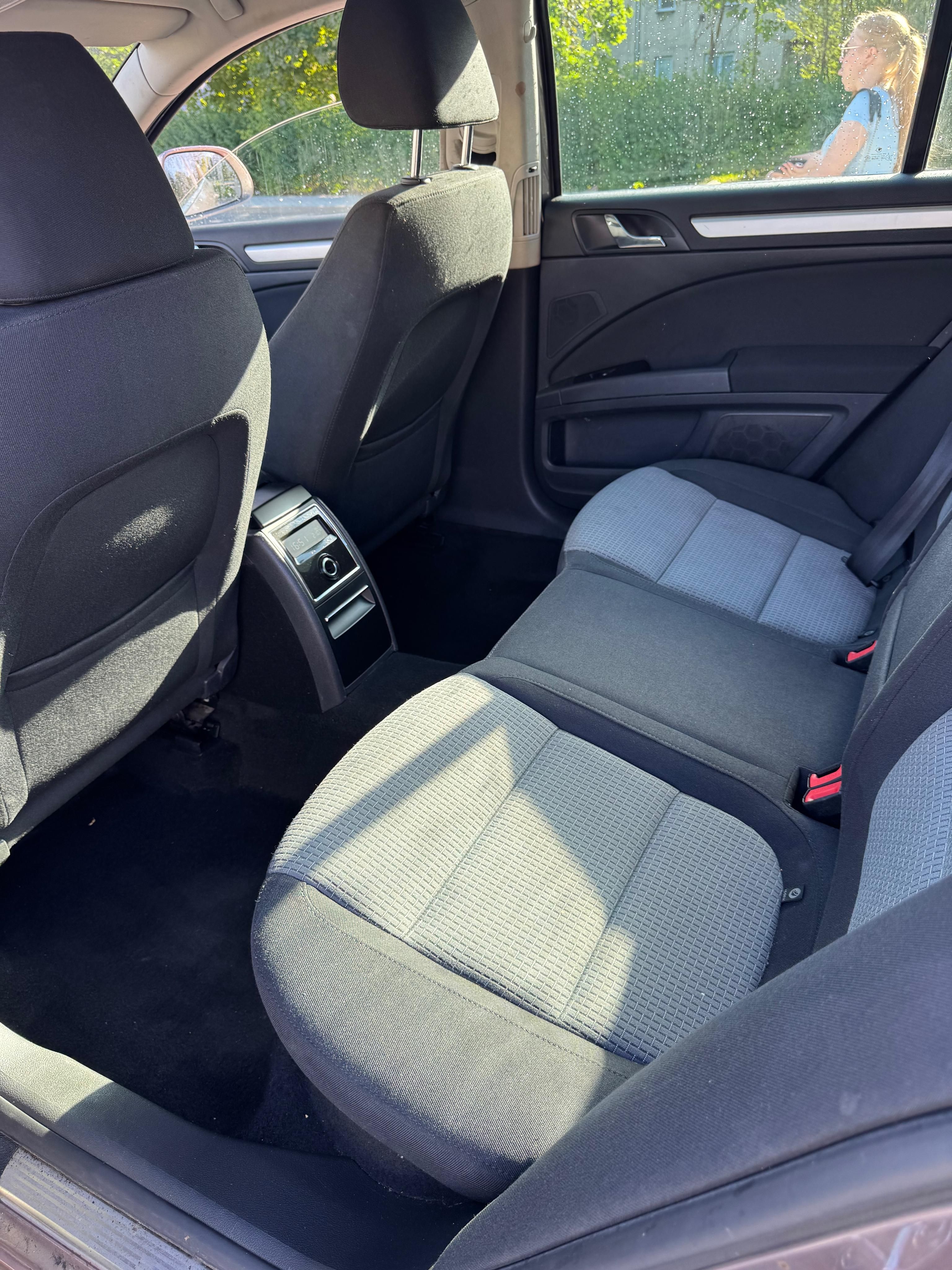 Škoda Superb, Škoda Superb II 2.0 TDI 103 kW