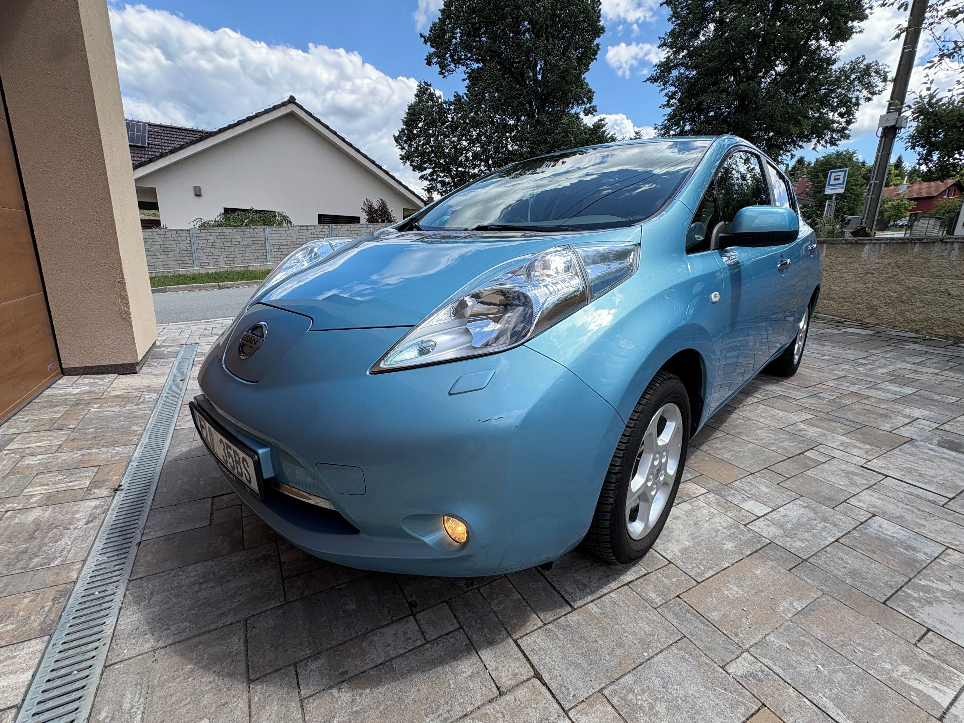 Nissan LEAF - fotka 3