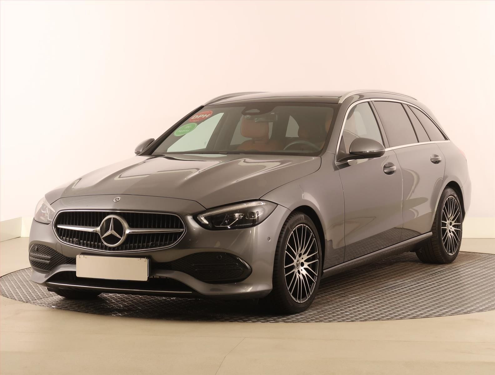 Mercedes-Benz Třídy C, 180, virtualní kokpit - fotka 2