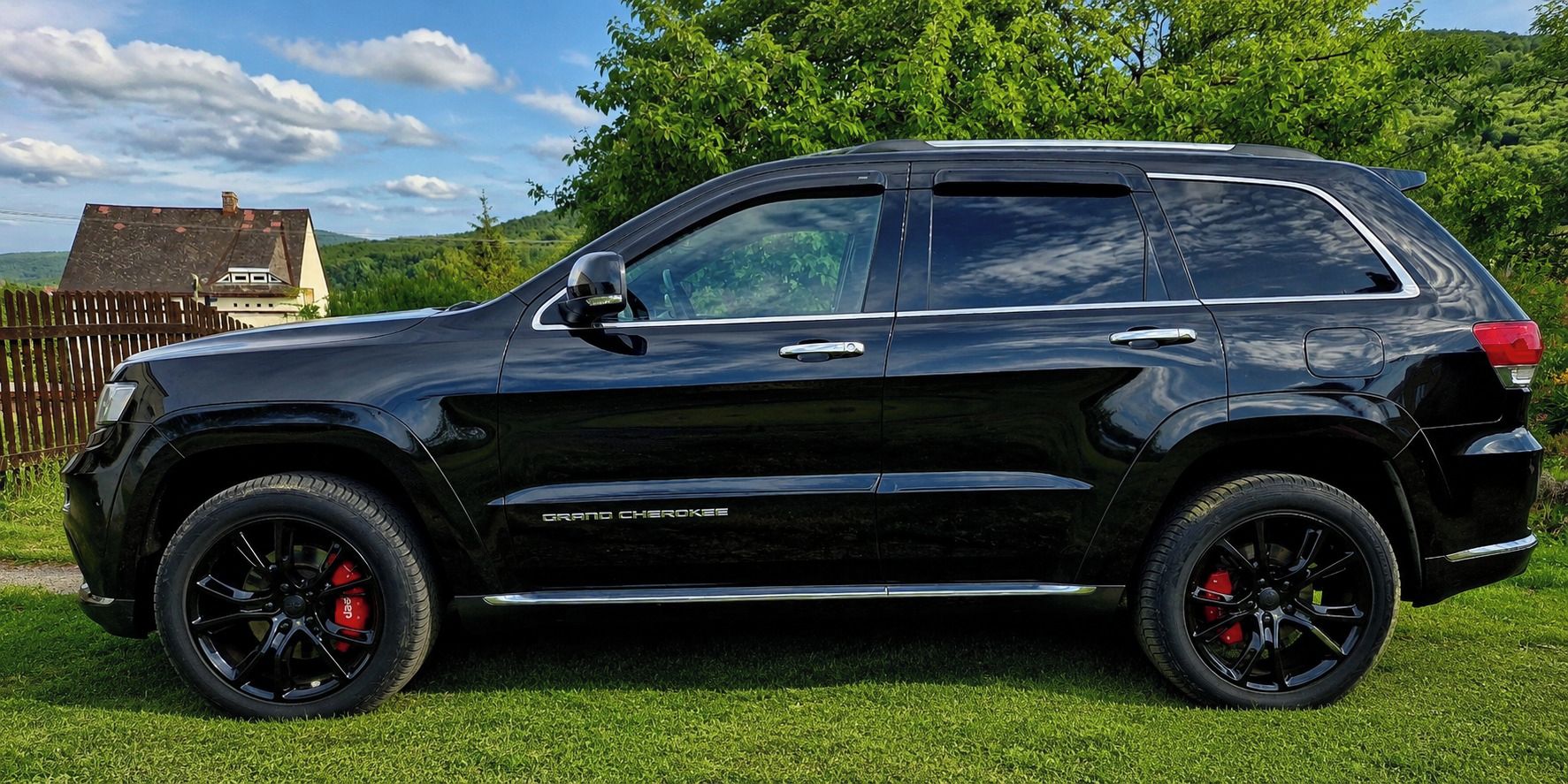 Jeep Grand Cherokee, Jeep Grand Cherokee SUMMIT