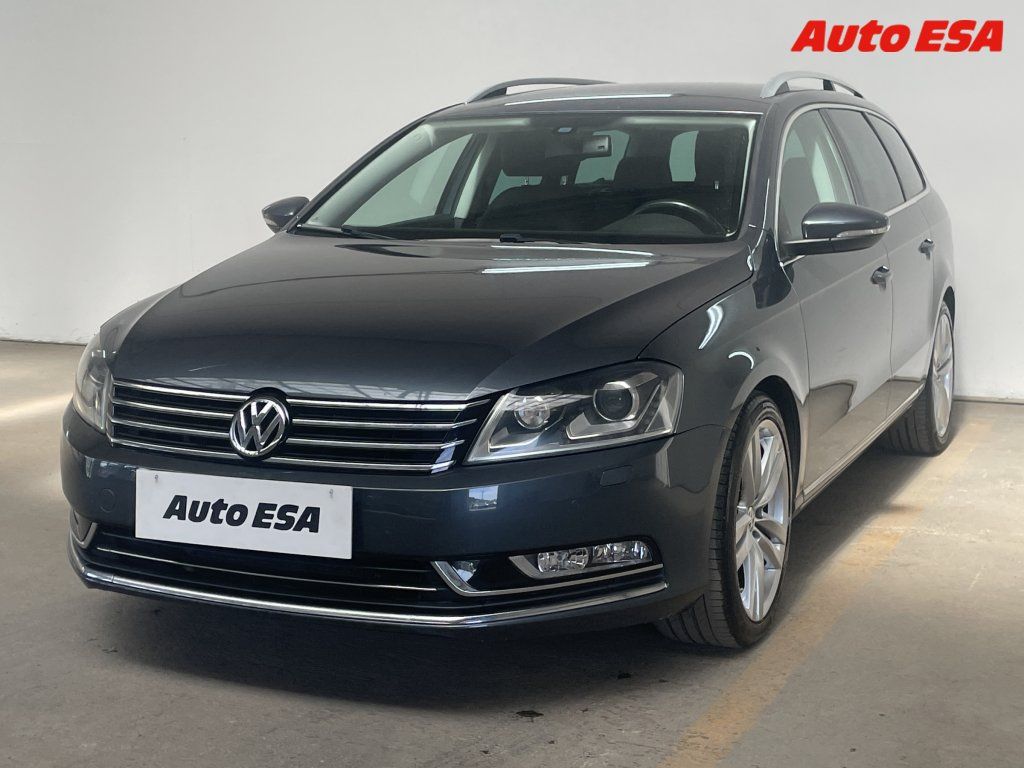 Volkswagen Passat, 1.6 TDi,navi - fotka 3