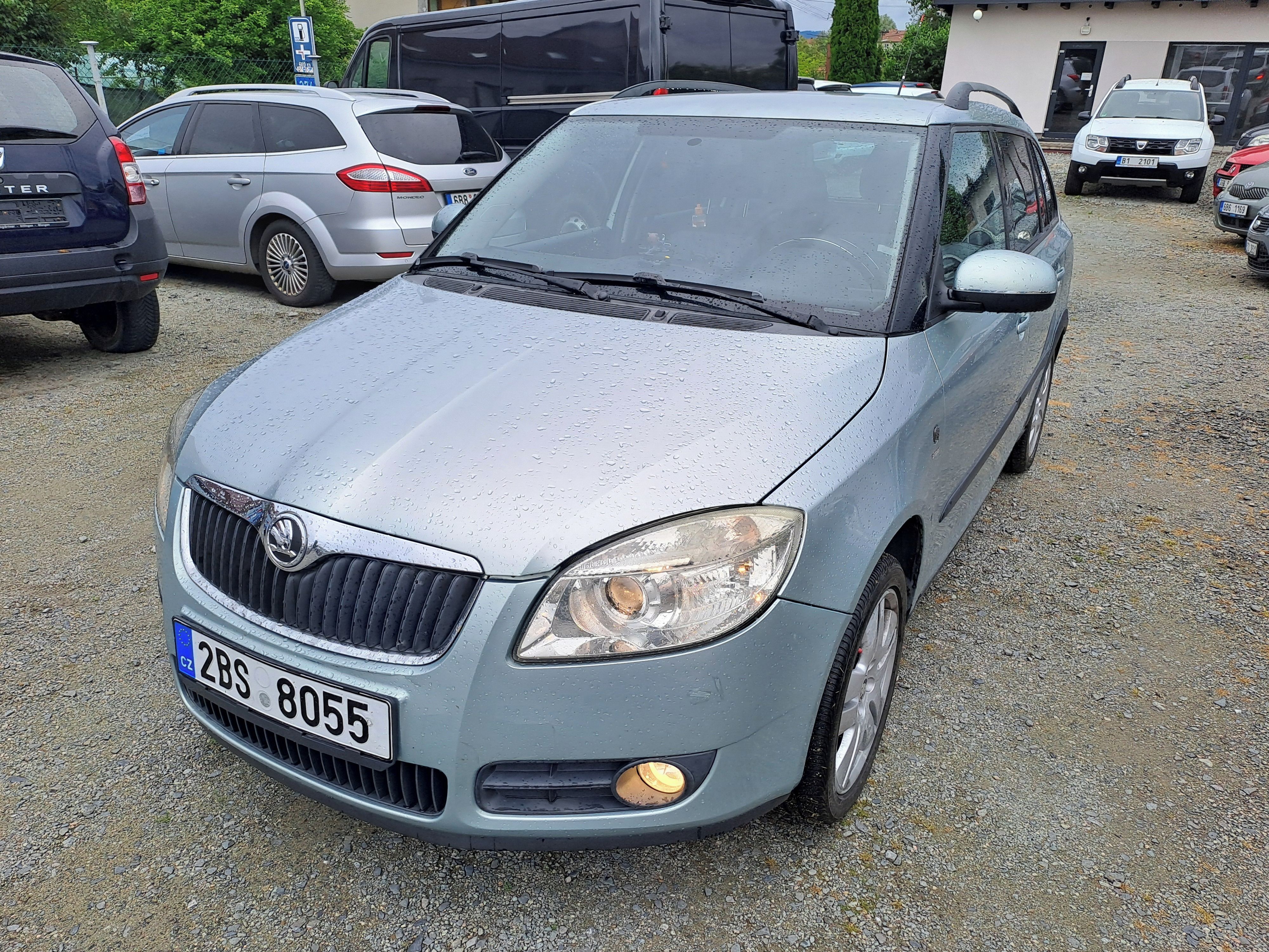 Škoda Fabia, 1,4TDI,VÝBAVA,LETNÍ+ZIMNÍ KOLA - fotka 4