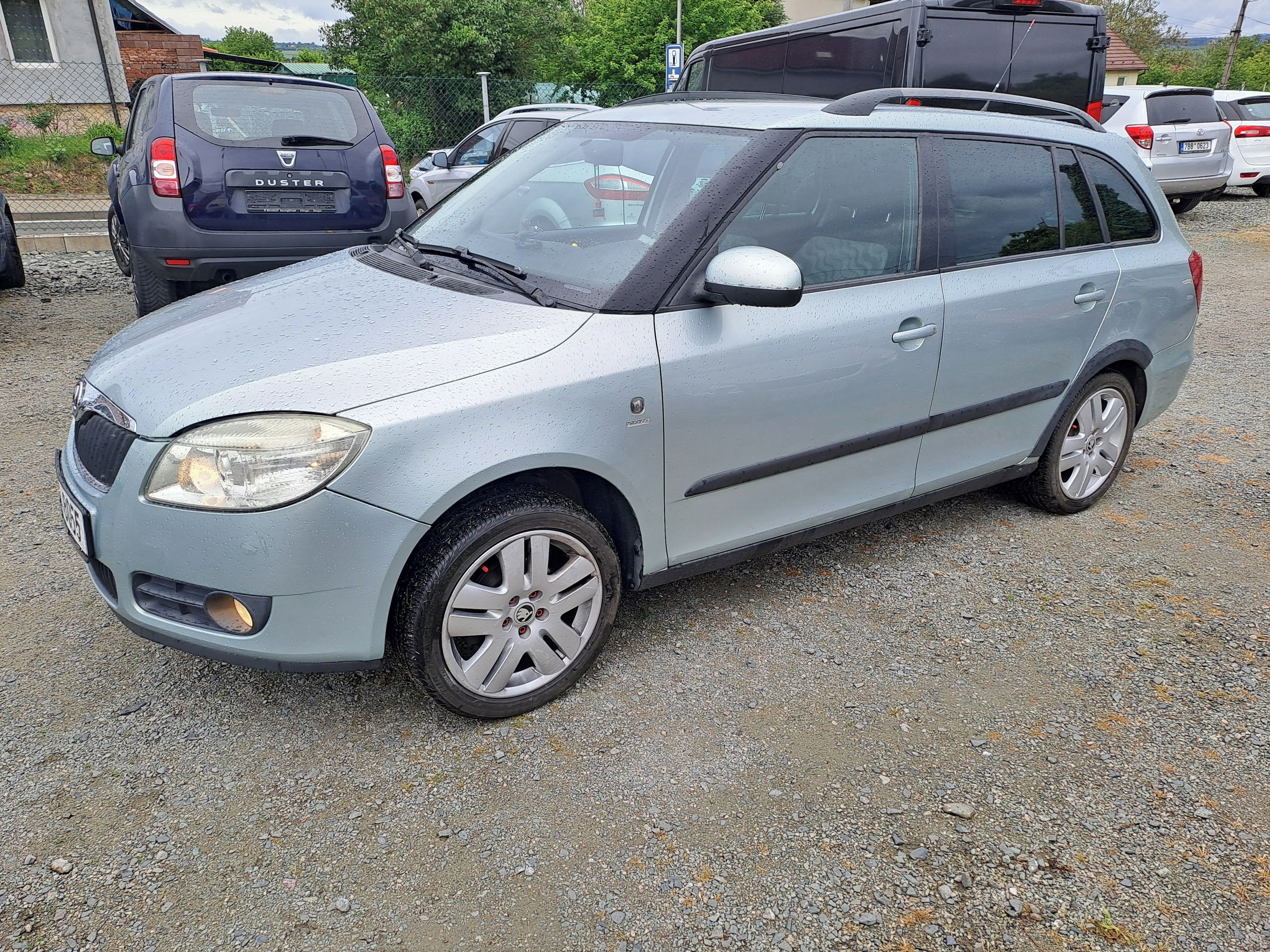 Škoda Fabia, 1,4TDI,VÝBAVA,LETNÍ+ZIMNÍ KOLA - fotka 2
