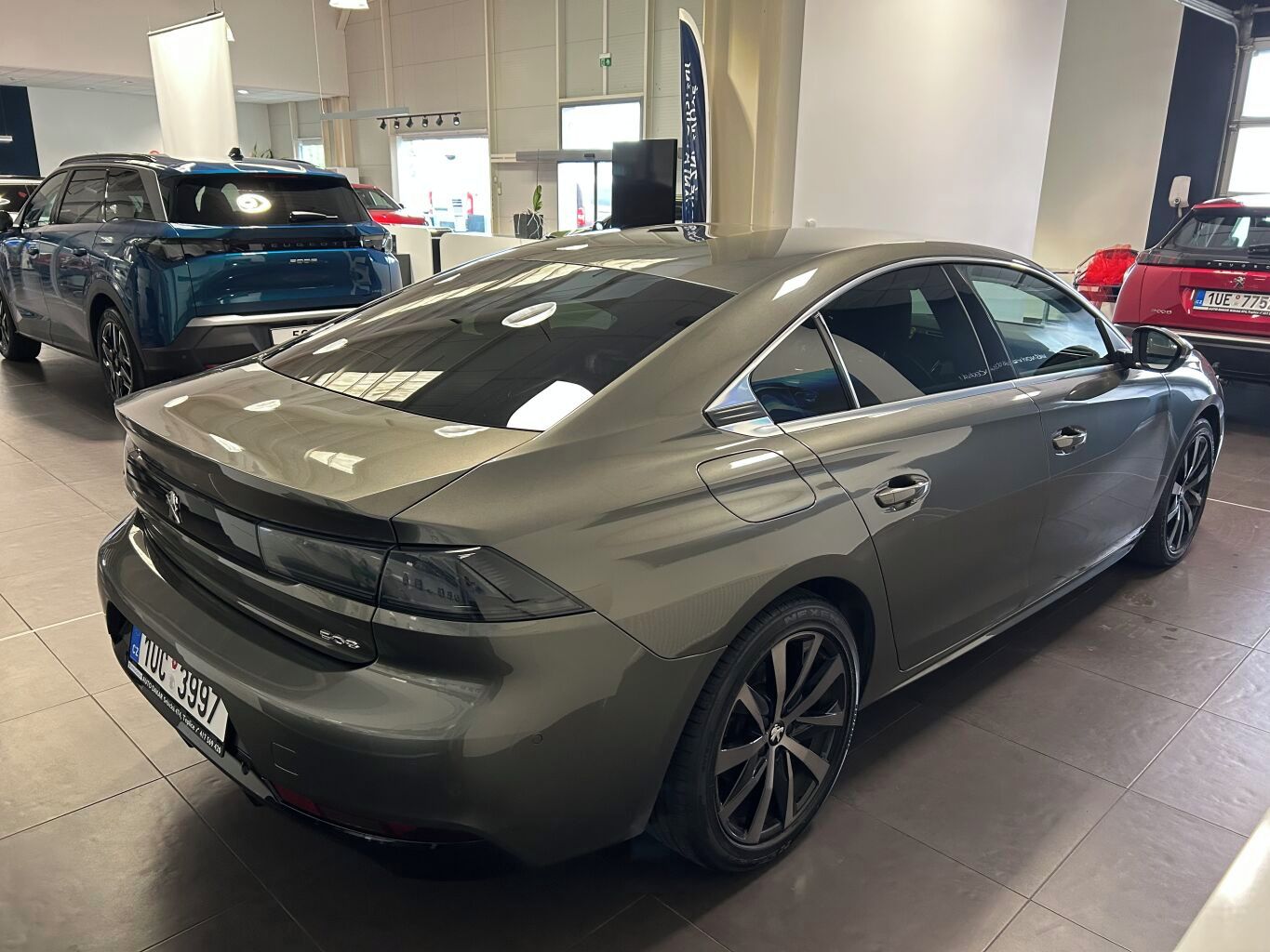 Peugeot 508, ALLURE BlueHDi 160 S&S EAT8 - fotka 3