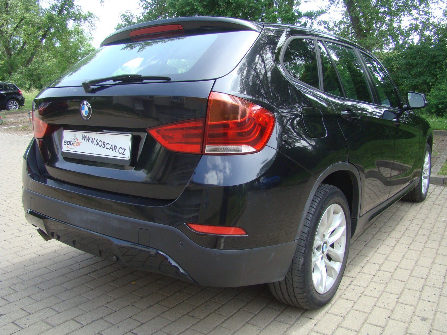 BMW X1, 2.0D 105kW NAVI SPORTPAKET - fotka 4