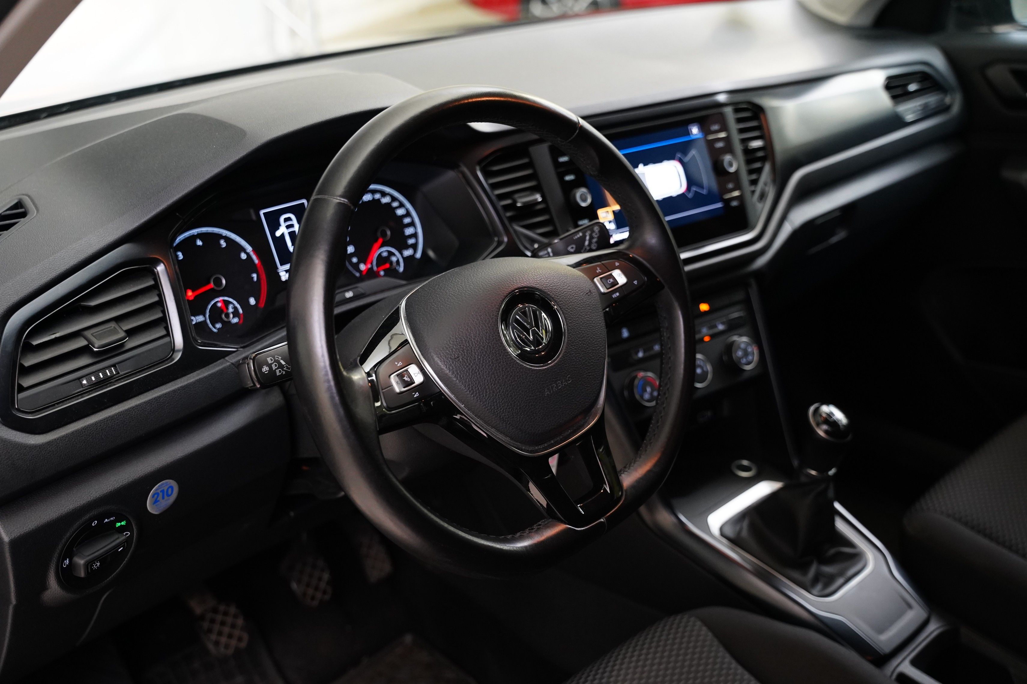 Volkswagen T-Roc, 1.0 TSI 85 kW Comfort - fotka 5