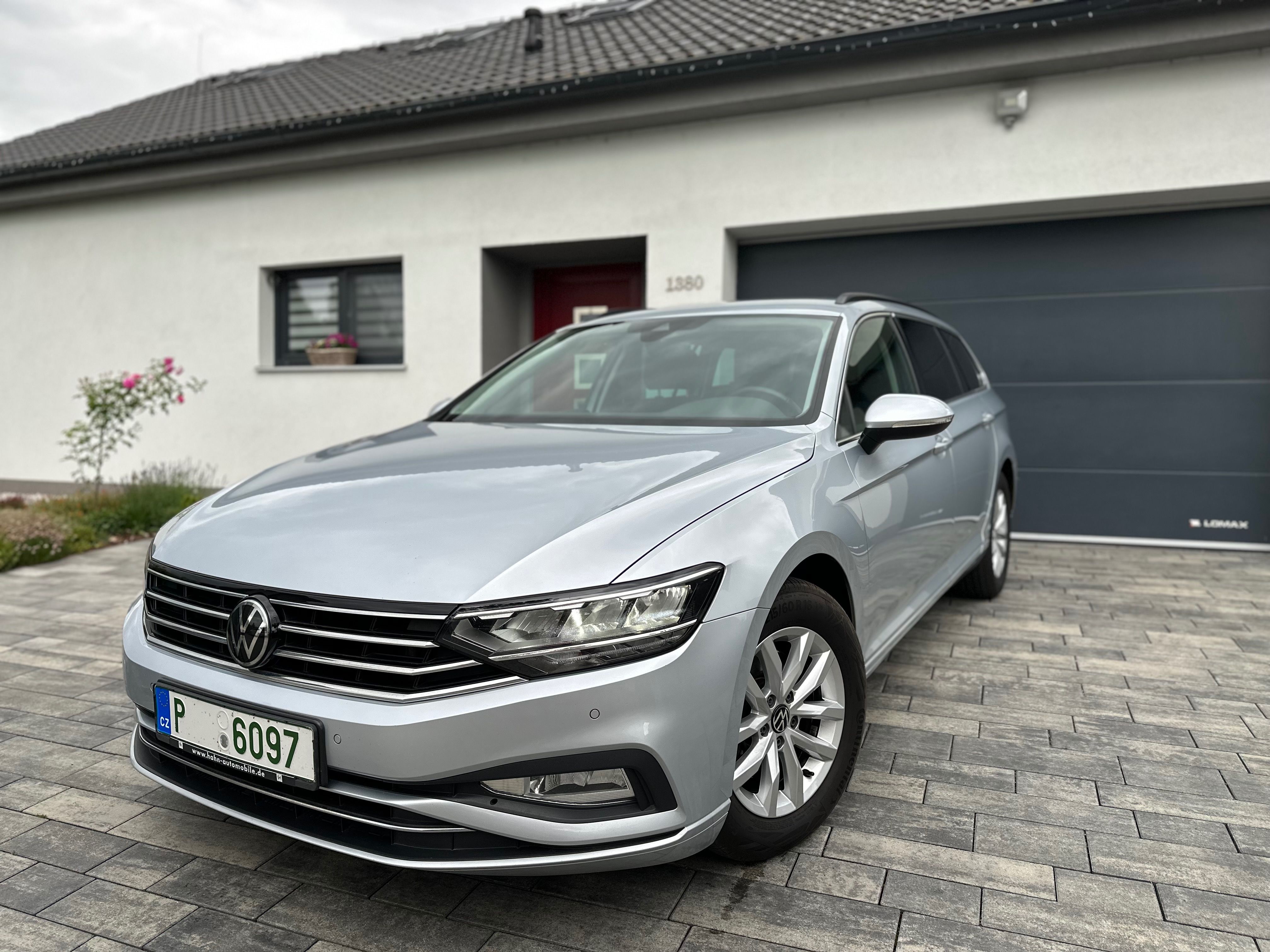 Volkswagen Passat, TDi 110KW DSG FullLED tažné