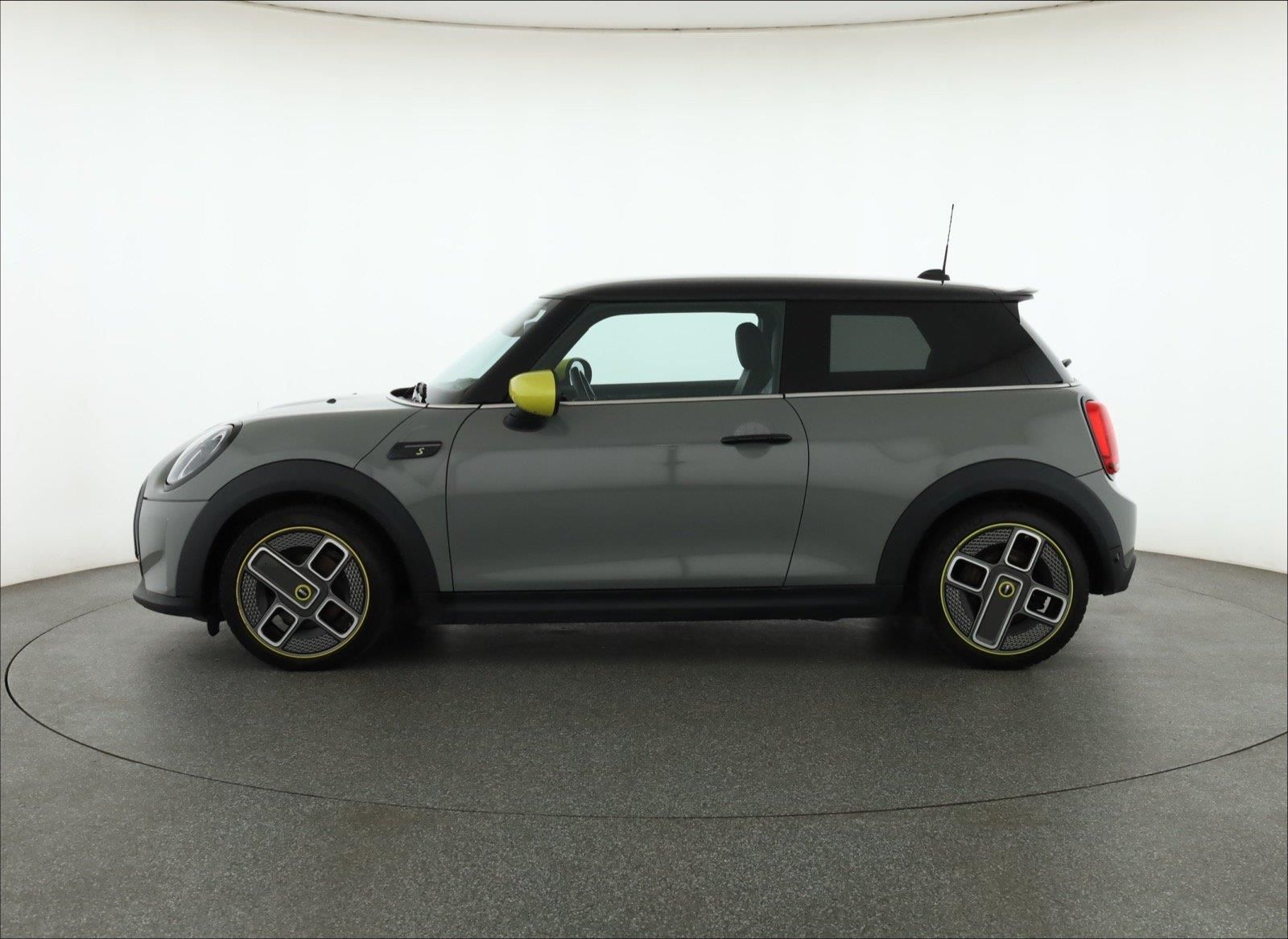 Mini, Cooper SE 32 kWh, SoH 100% - fotka 3