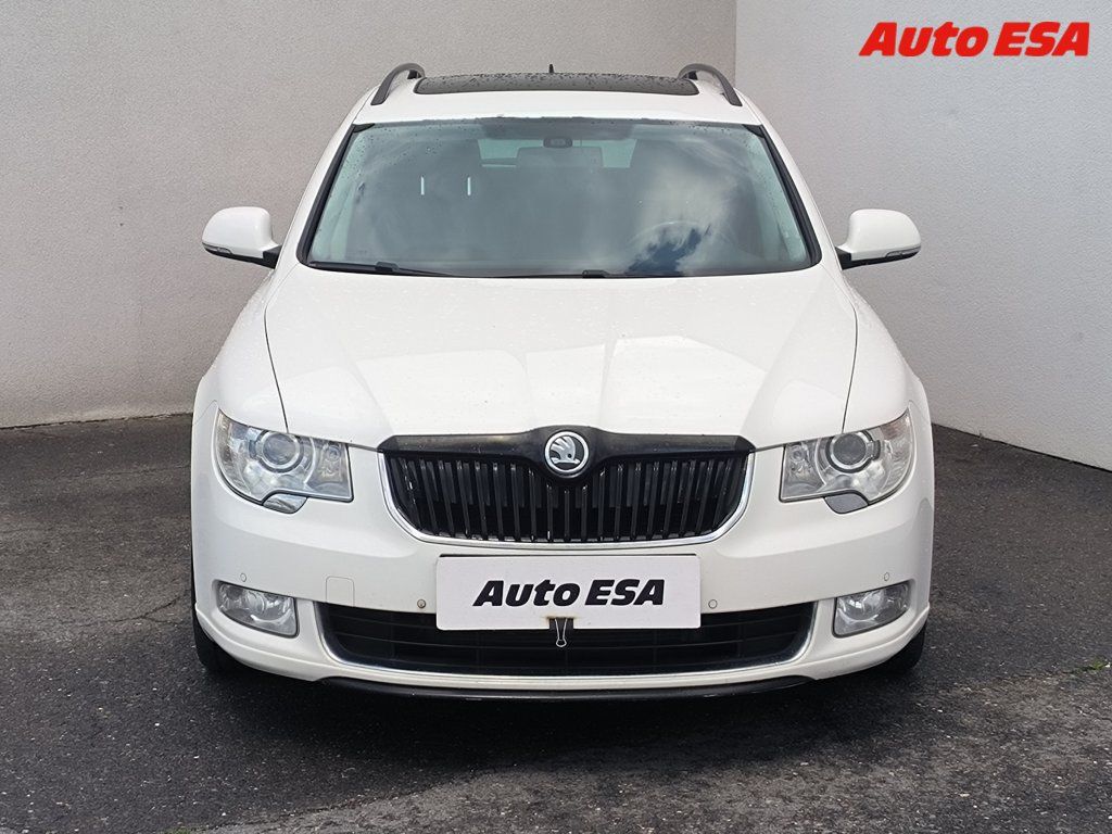 Škoda Superb, 2.0 TDi,Elegance,DSG - fotka 2
