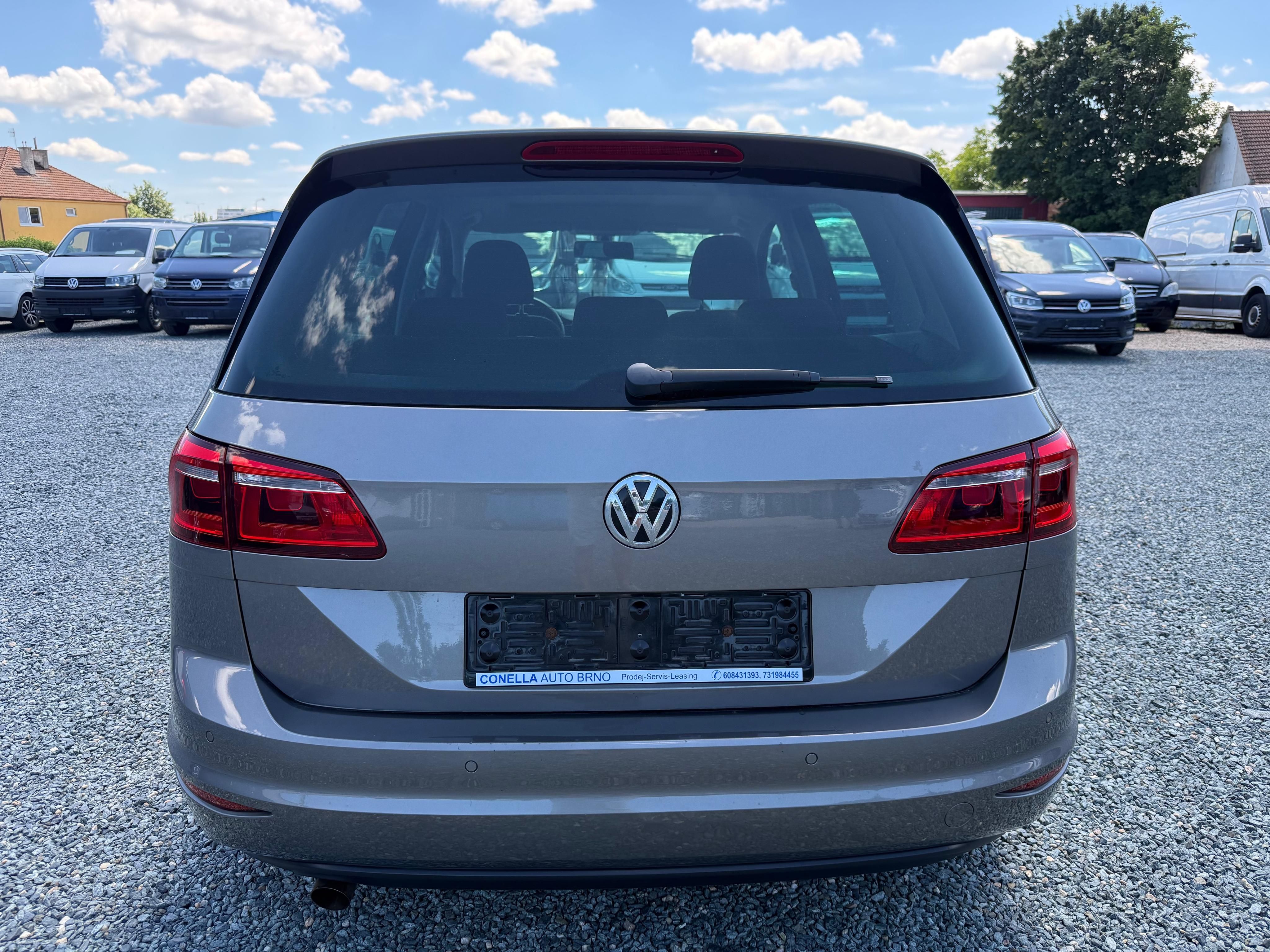 Volkswagen Golf Sportsvan, 1.2 TSi 81Kw Highline - fotka 4