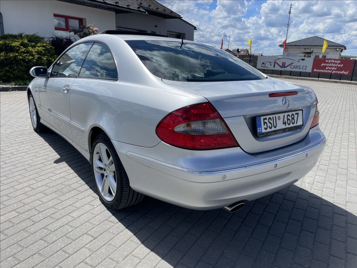 Mercedes-Benz CLK, 3,0 i V6 170kw Ambiente TOP st - fotka 3