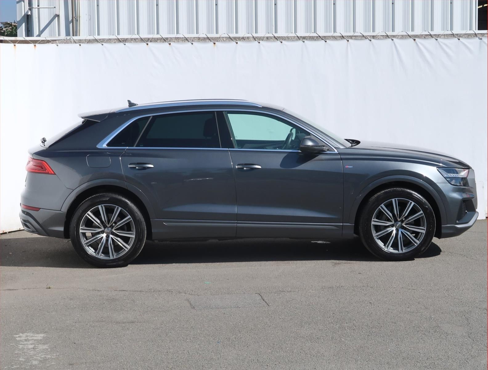 Audi Q8, 50 TDI, S-Line - fotka 6