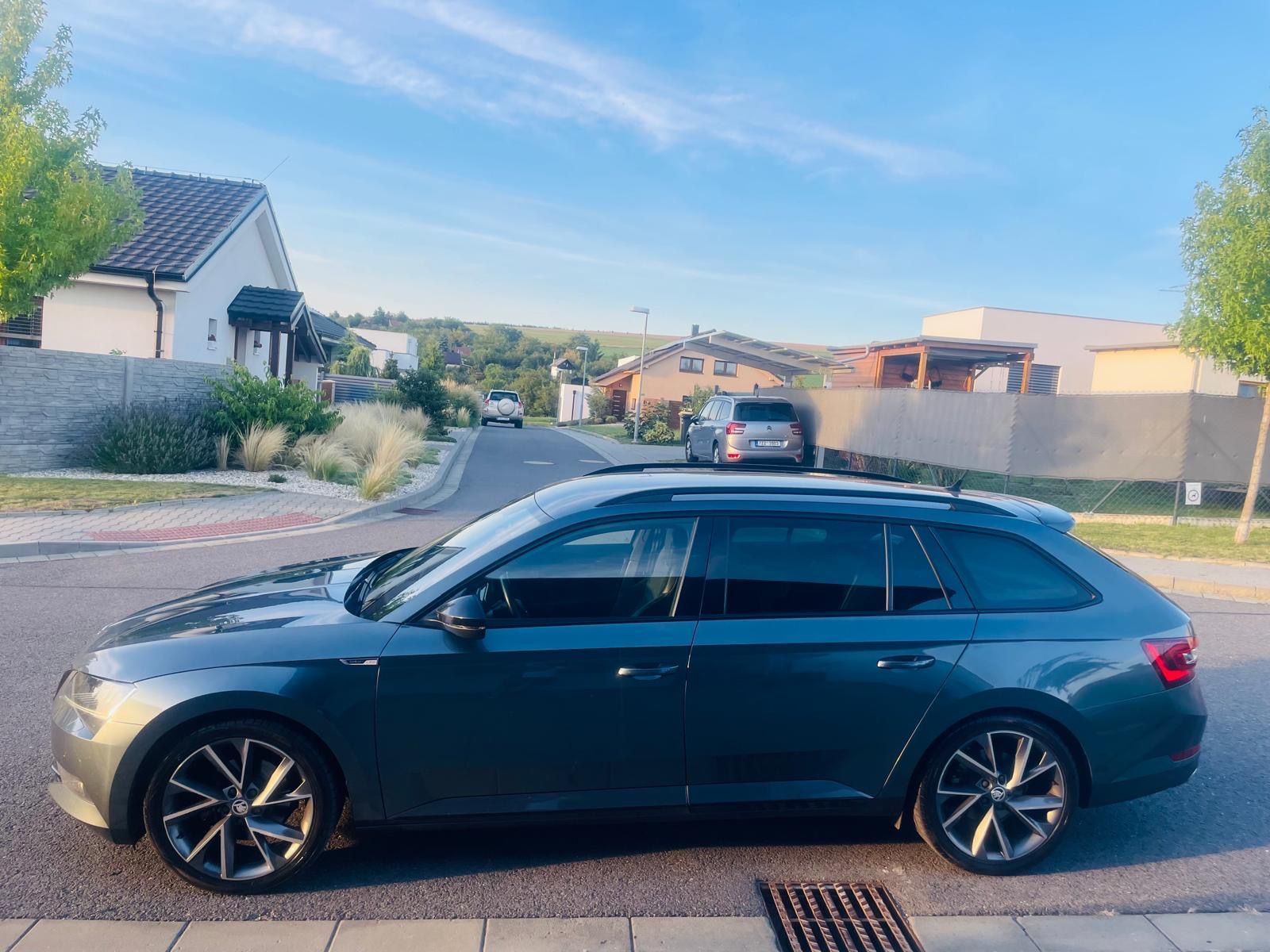 Škoda Superb, Superb III Combi 2.0 TDI DSG - fotka 2