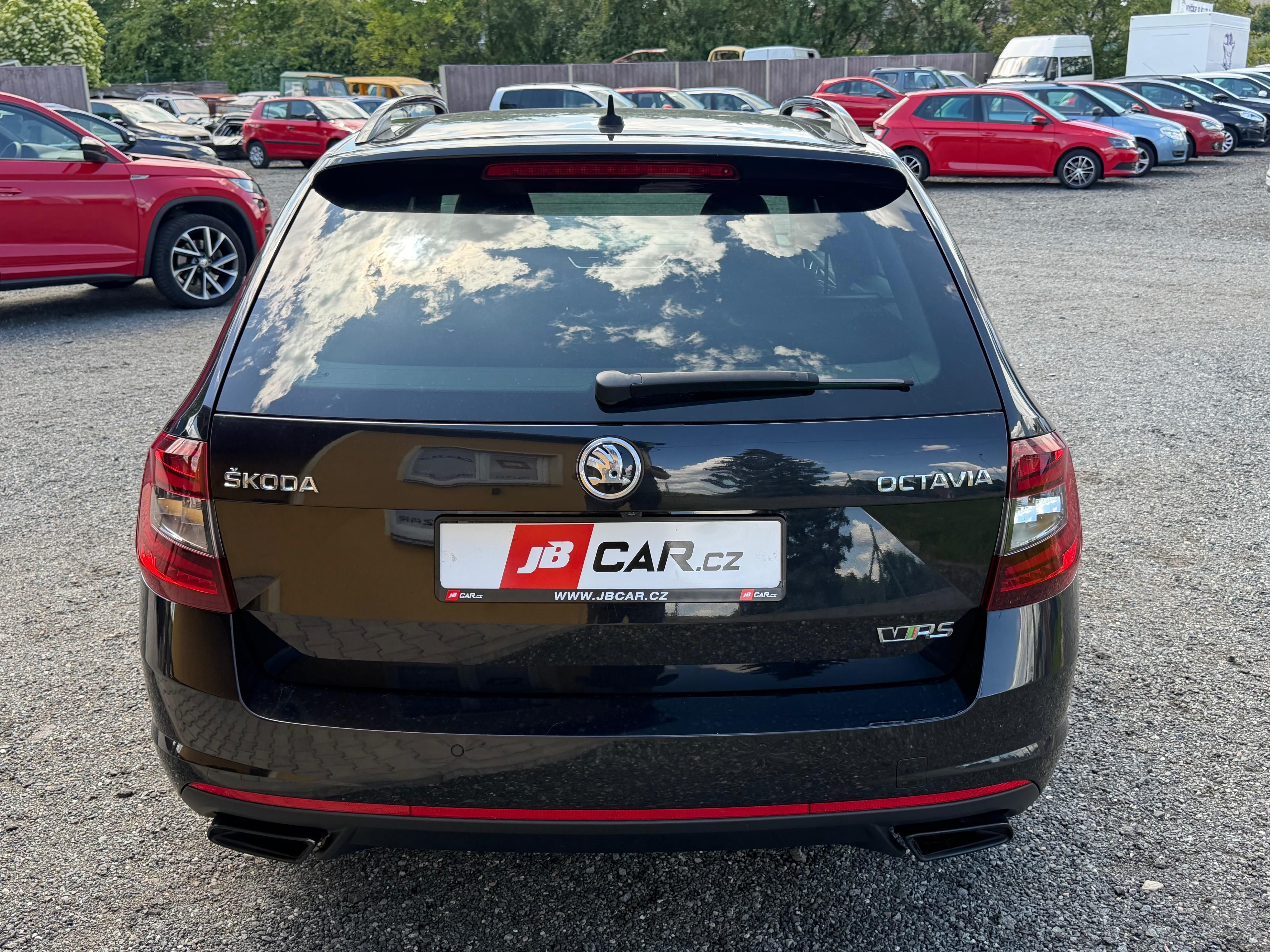 Škoda Octavia, RS 245 2.0 TSI 180KW - fotka 3