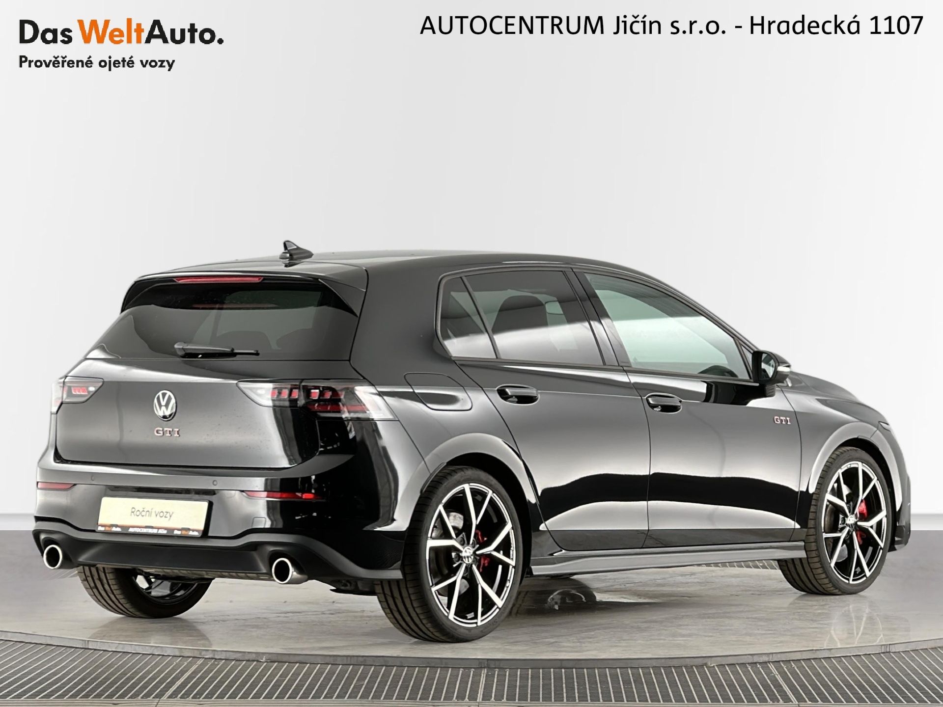 Volkswagen Golf, GTI 2.0 TSI 195kW DSG - fotka 2