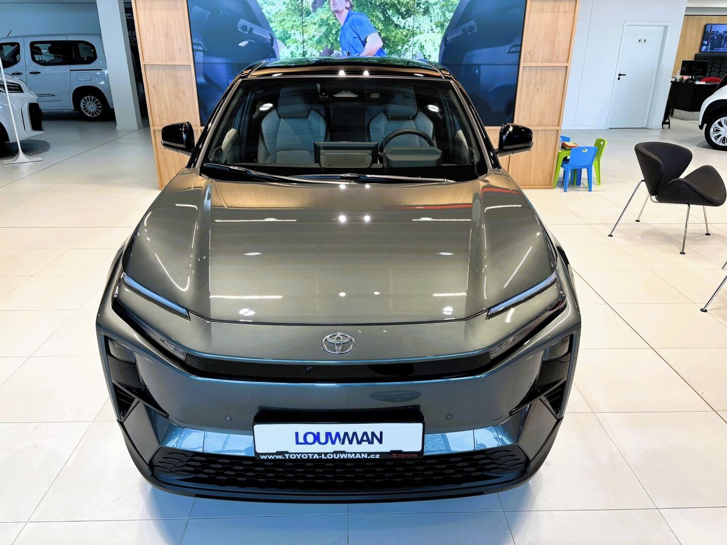 Toyota C-HR, 4X4  Executive VIP 343k - fotka 2