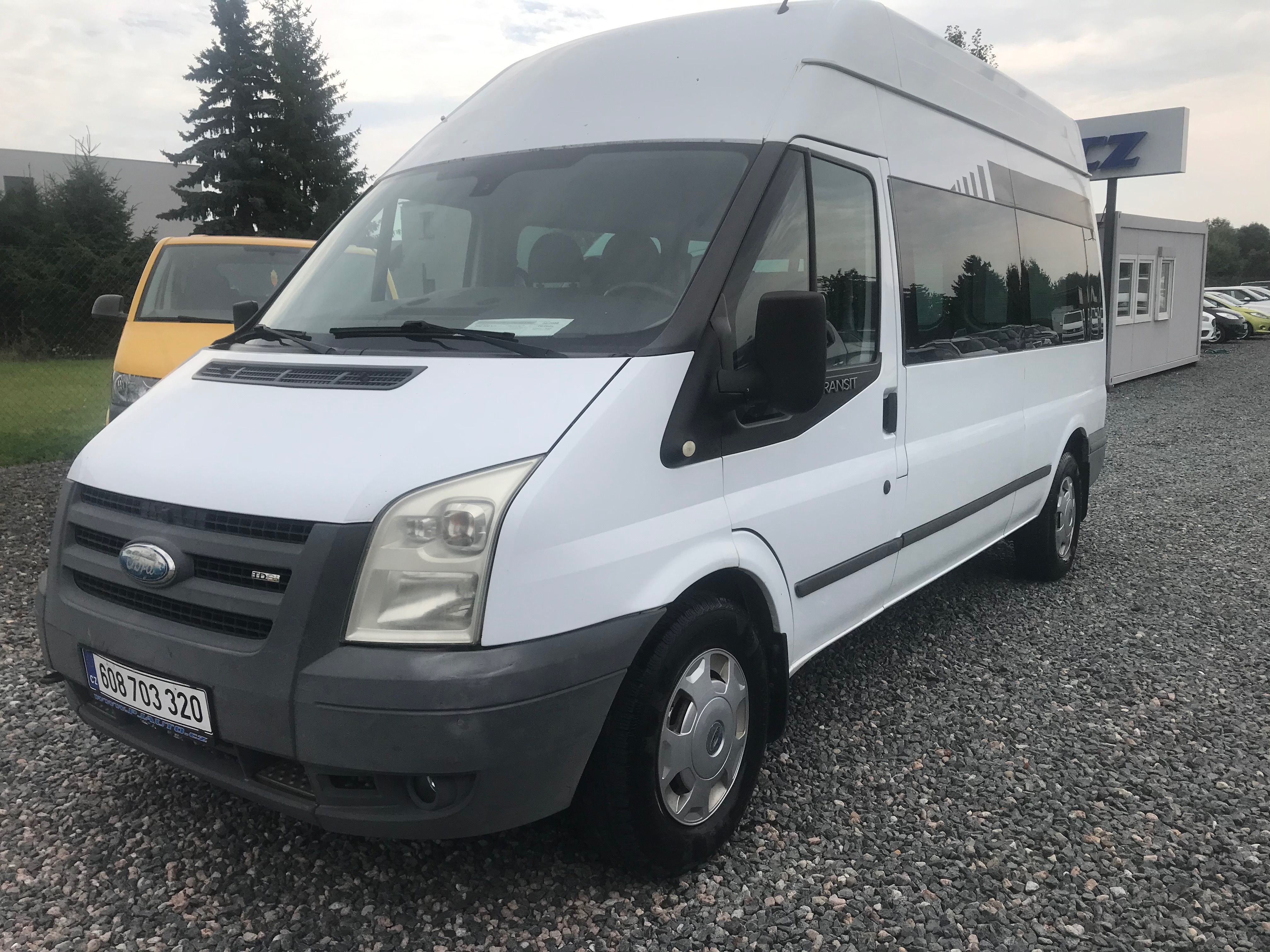 Ford Transit, 2.2 TDCI 81 KW L3H3 9-MÍST