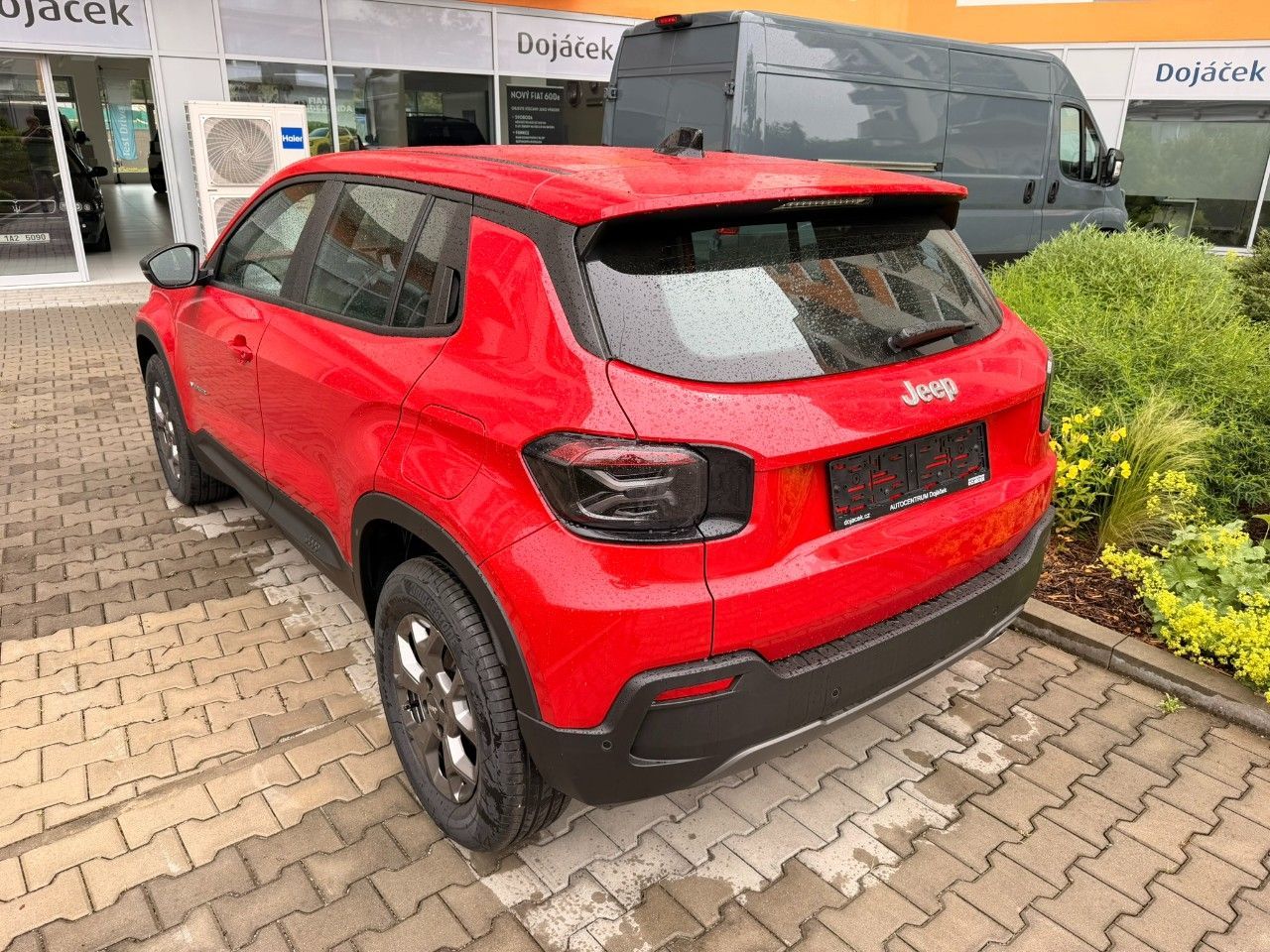 Jeep Avenger, Longitude 1.2 Turbo 100k MT6 - fotka 2