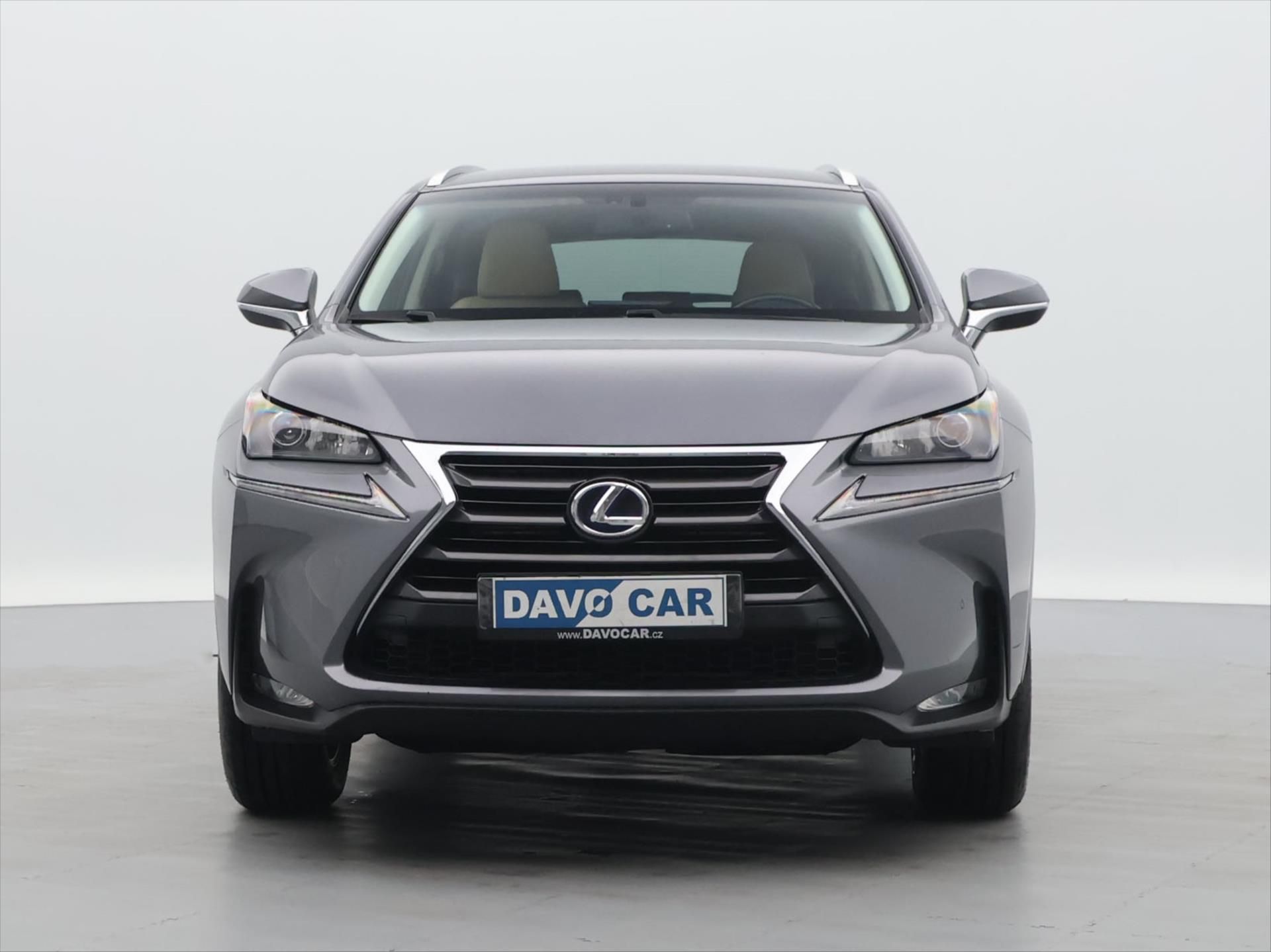 Lexus NX 300h, 2,5 145kW 4WD Premium AUT - fotka 2