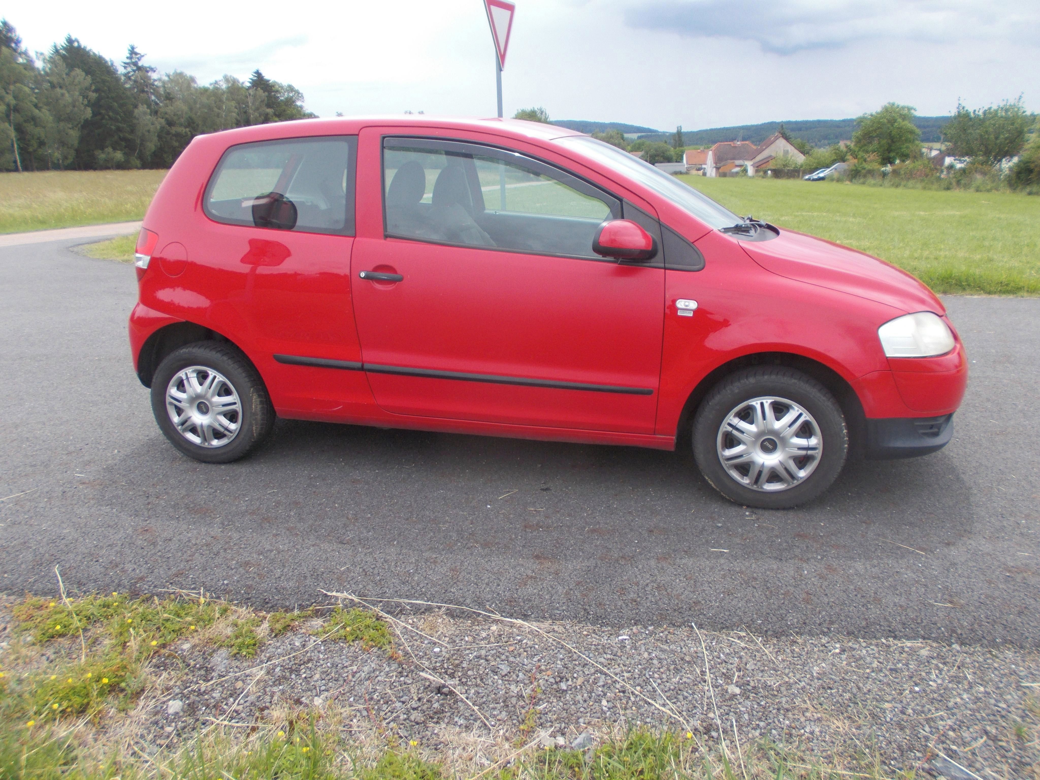 Volkswagen Fox, 1,2 nová STK - fotka 6