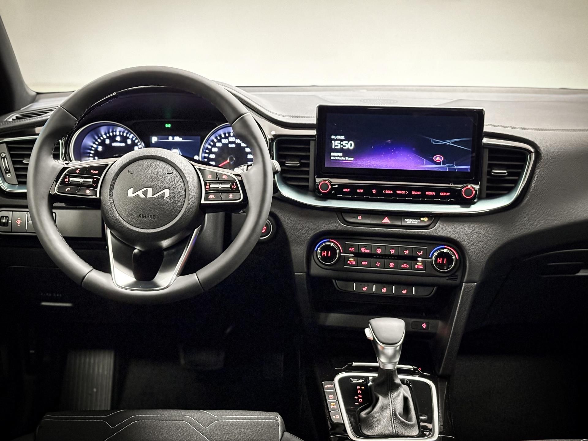 Kia XCee´d, 1,6 T-GDi GPF 7DCT STEEL EDITI - fotka 5