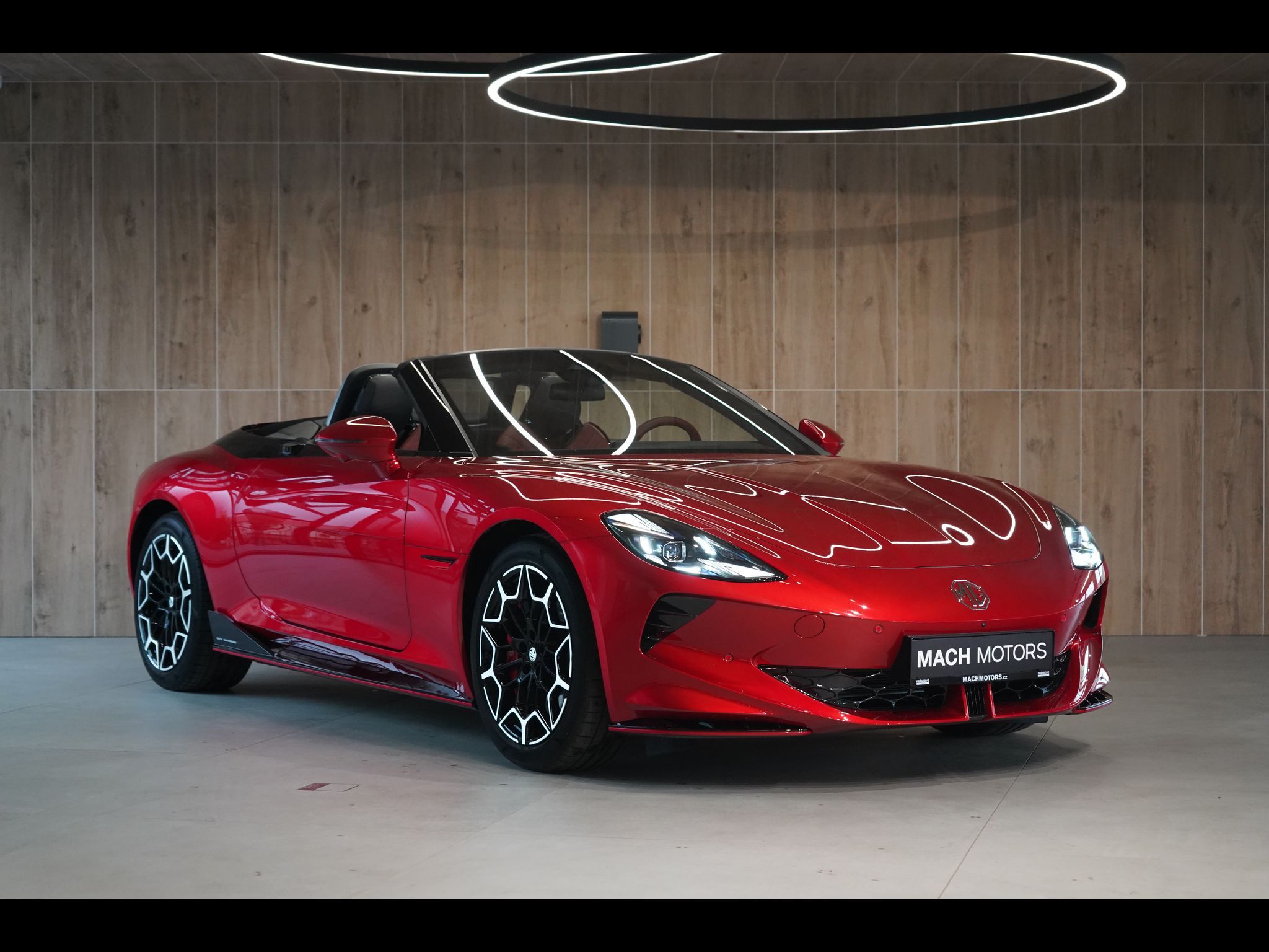 MG, Trophy, Adaptivní tempomat - fotka 5