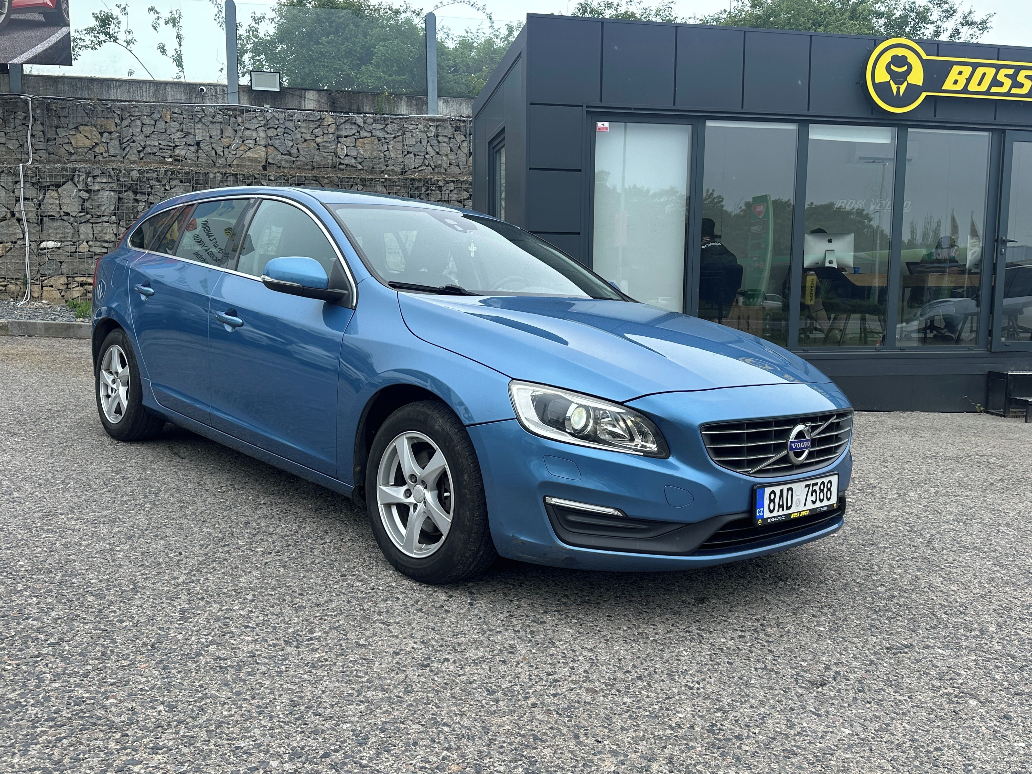 Volvo V60, Volvo V60 2016 - fotka 2