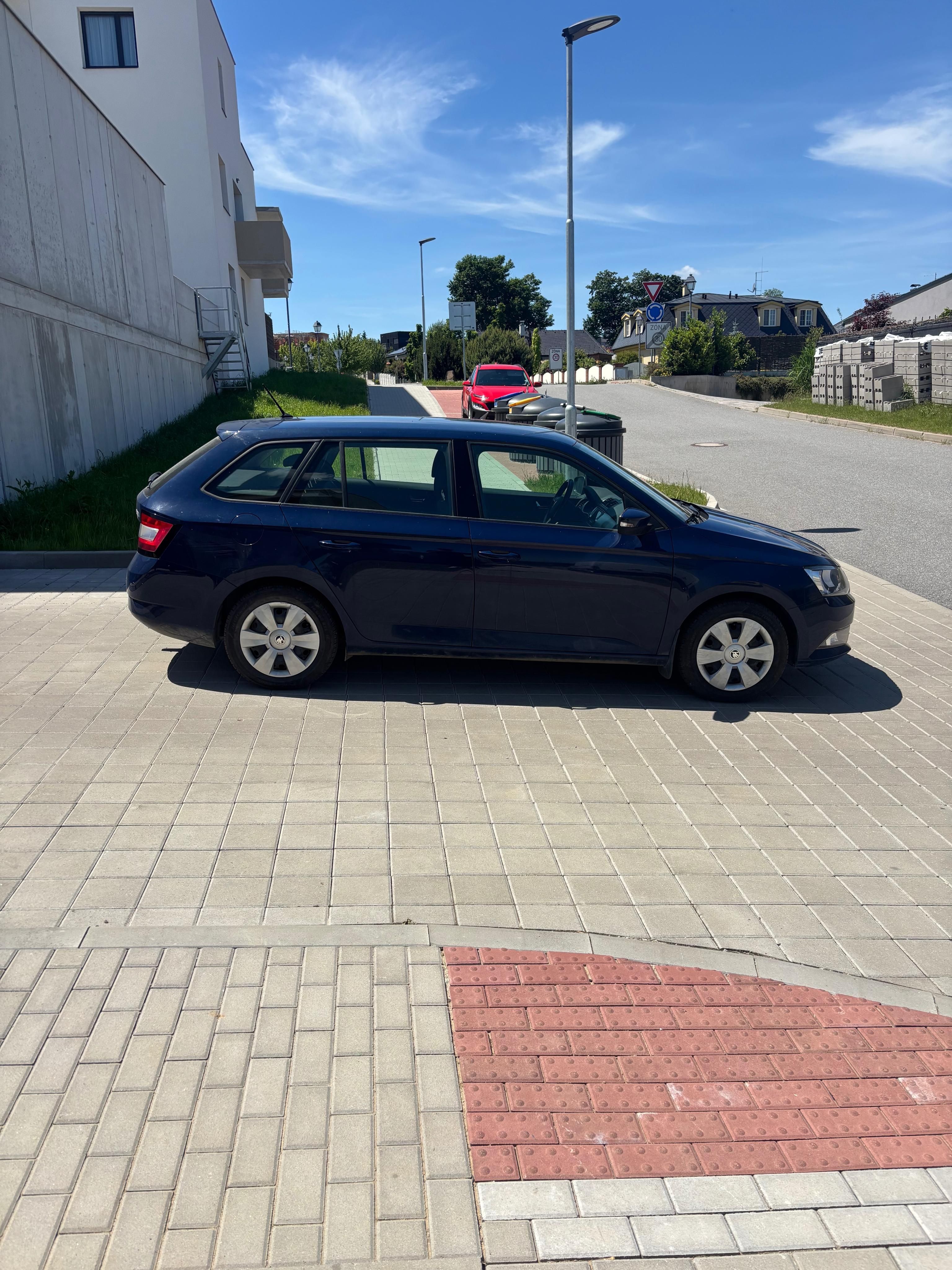 Škoda Fabia, 1.0 MPI, servisováno, tažné - fotka 6