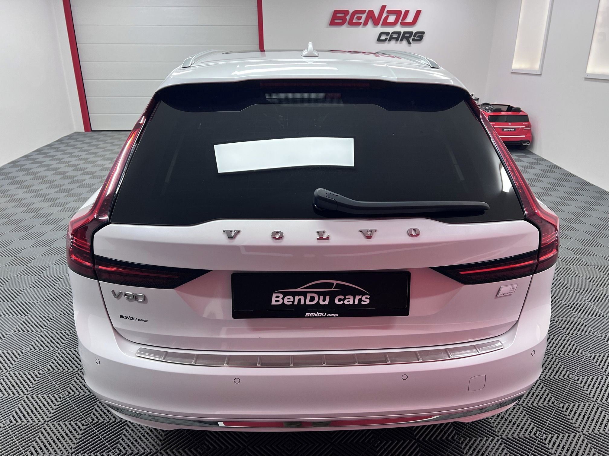 Volvo V90, T6 Recharge AWD Facelift - fotka 5