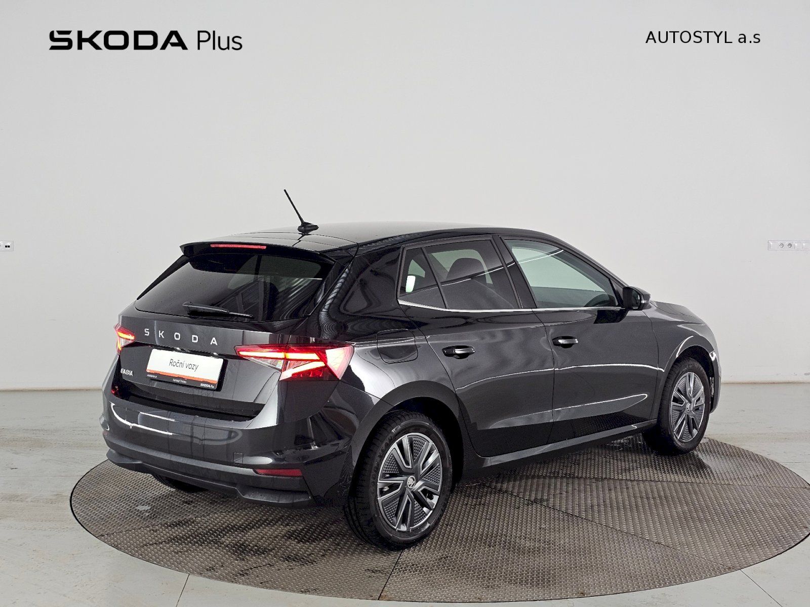 Škoda Fabia, 1.0TSI 85kW TOP SELECTION CITY - fotka 2