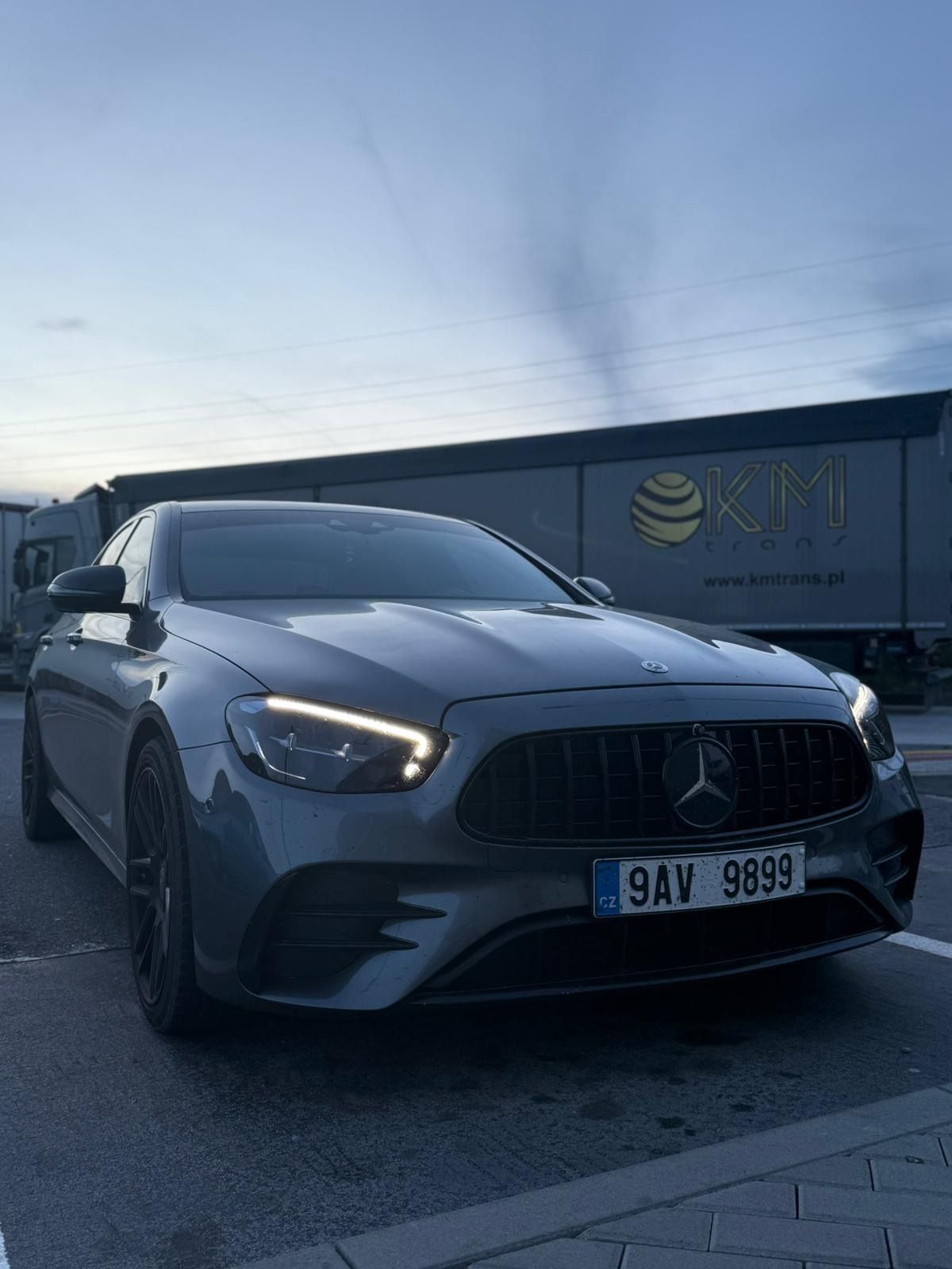 Mercedes-Benz Třídy E, AMG NIGHT PAKET PANAMERICAN GT - fotka 2