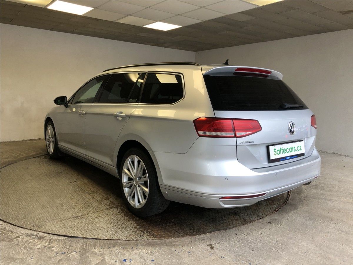 Volkswagen Passat, 1,6 TDI - fotka 5