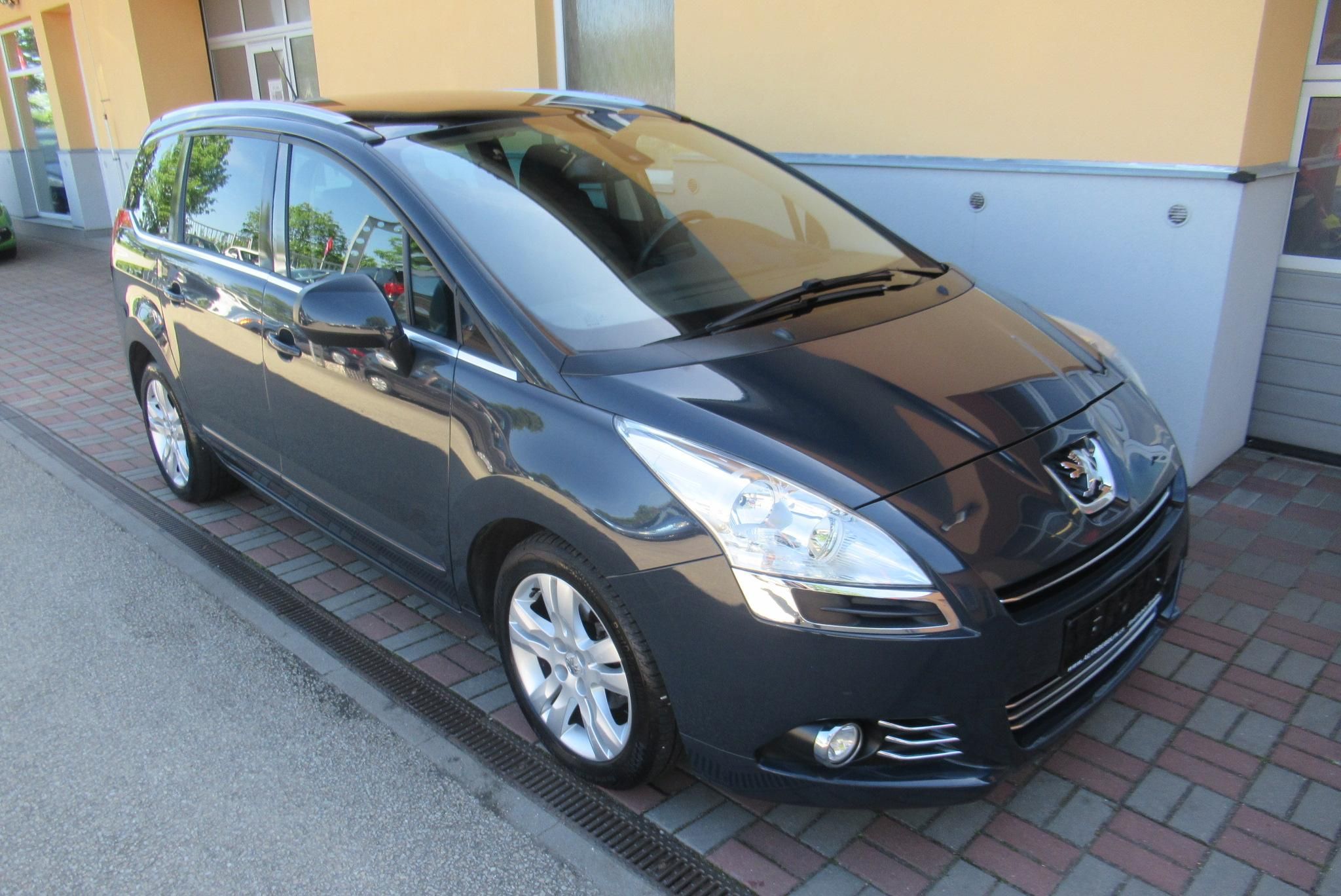 Peugeot 5008, 1.6 HDi AUT.KLIMA TAŽNÉ 7 MÍST