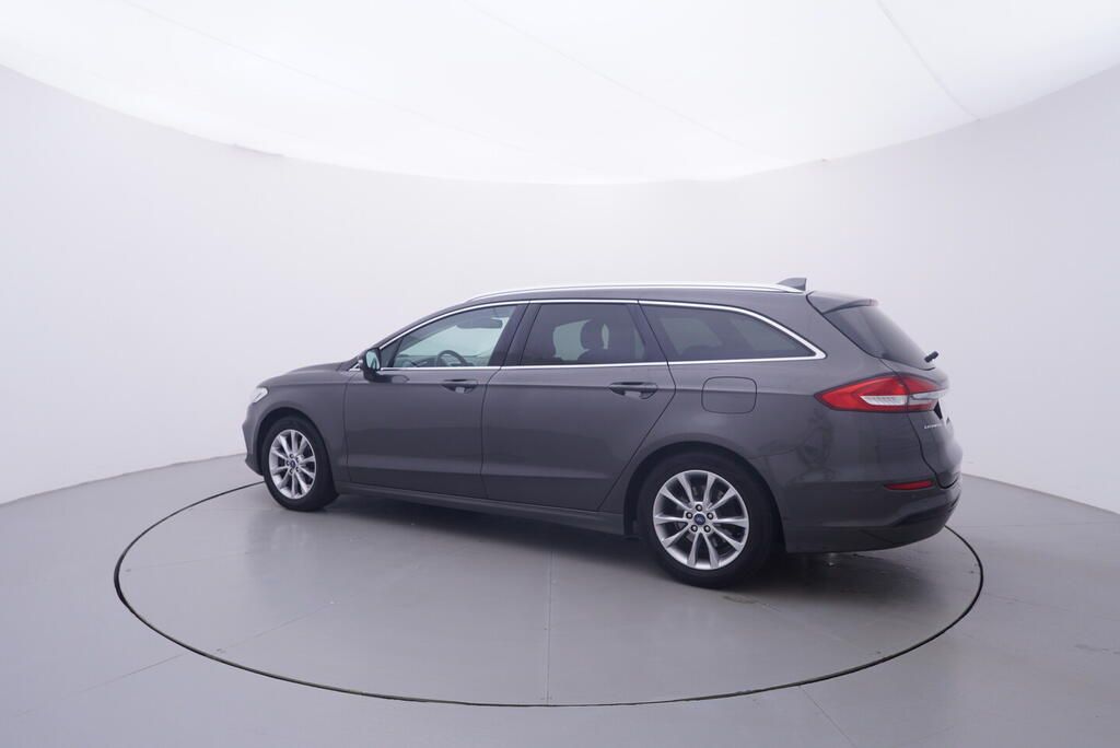 Ford Mondeo, Titanium 2.0 110 kW - fotka 3