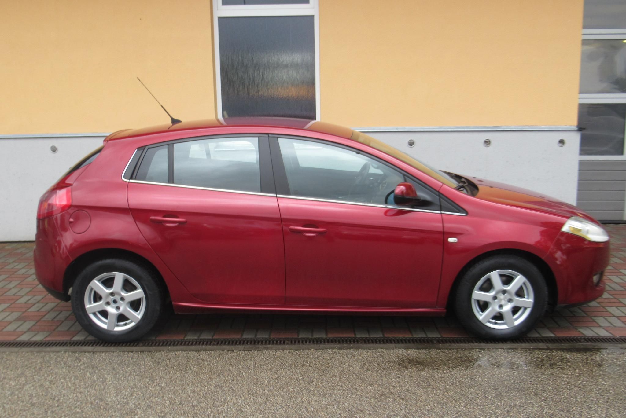 Fiat Bravo, 1.4 i  AUT. KLIMA - fotka 3