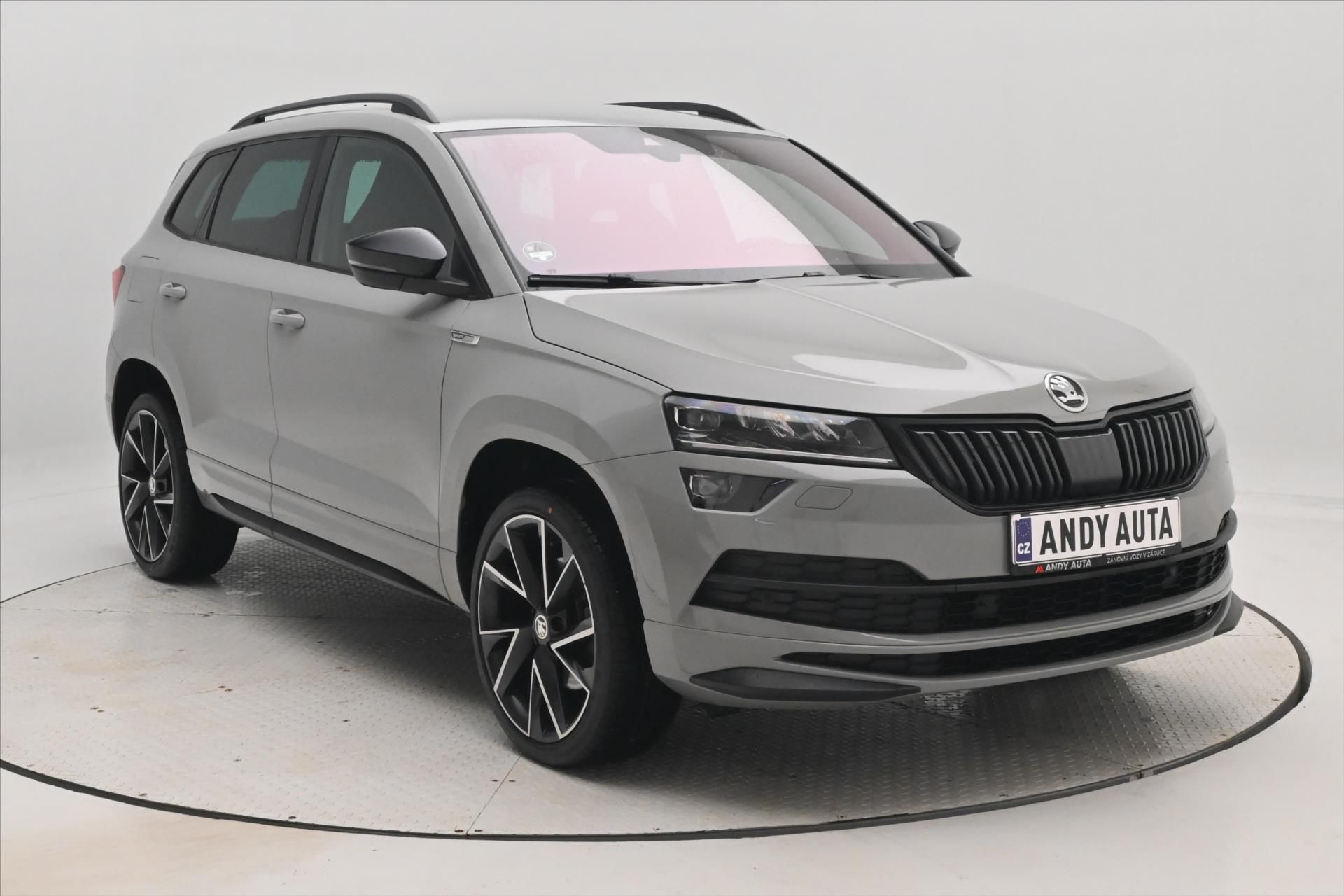 Škoda Karoq, 1,5 TSI 110kW Sportline Busine - fotka 3