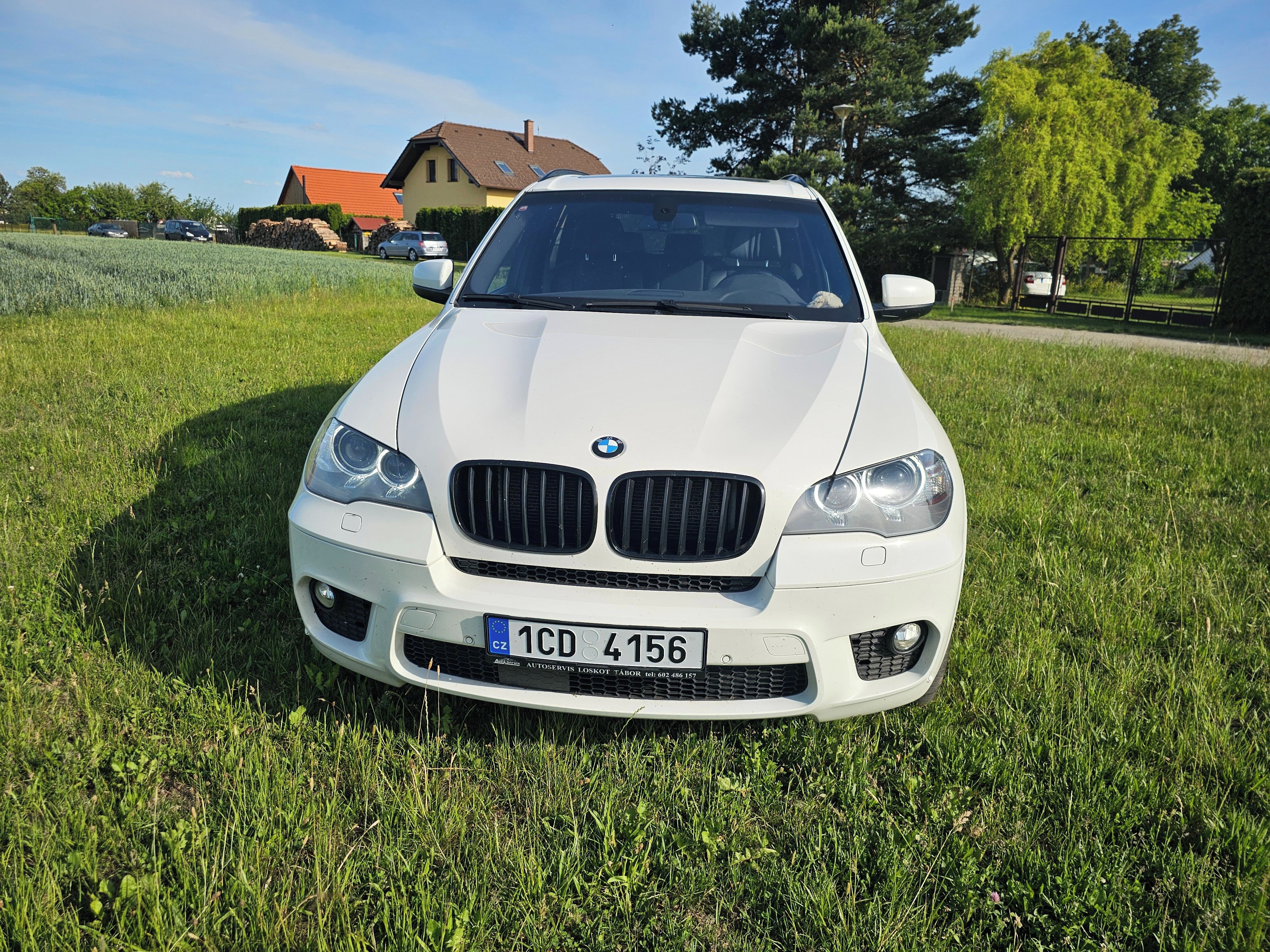 BMW X5 - fotka 2
