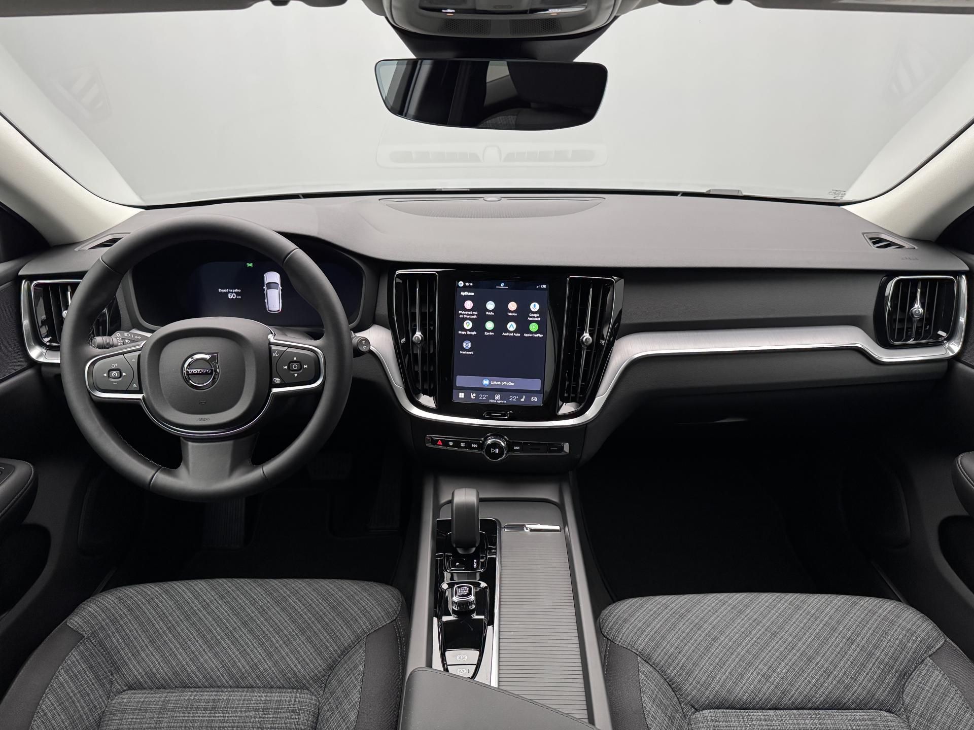 Volvo V60, B4 AUT CORE - fotka 2