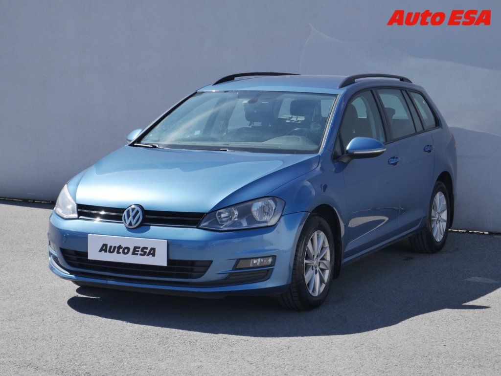 Volkswagen Golf, 1.6TDi,ČR - fotka 3