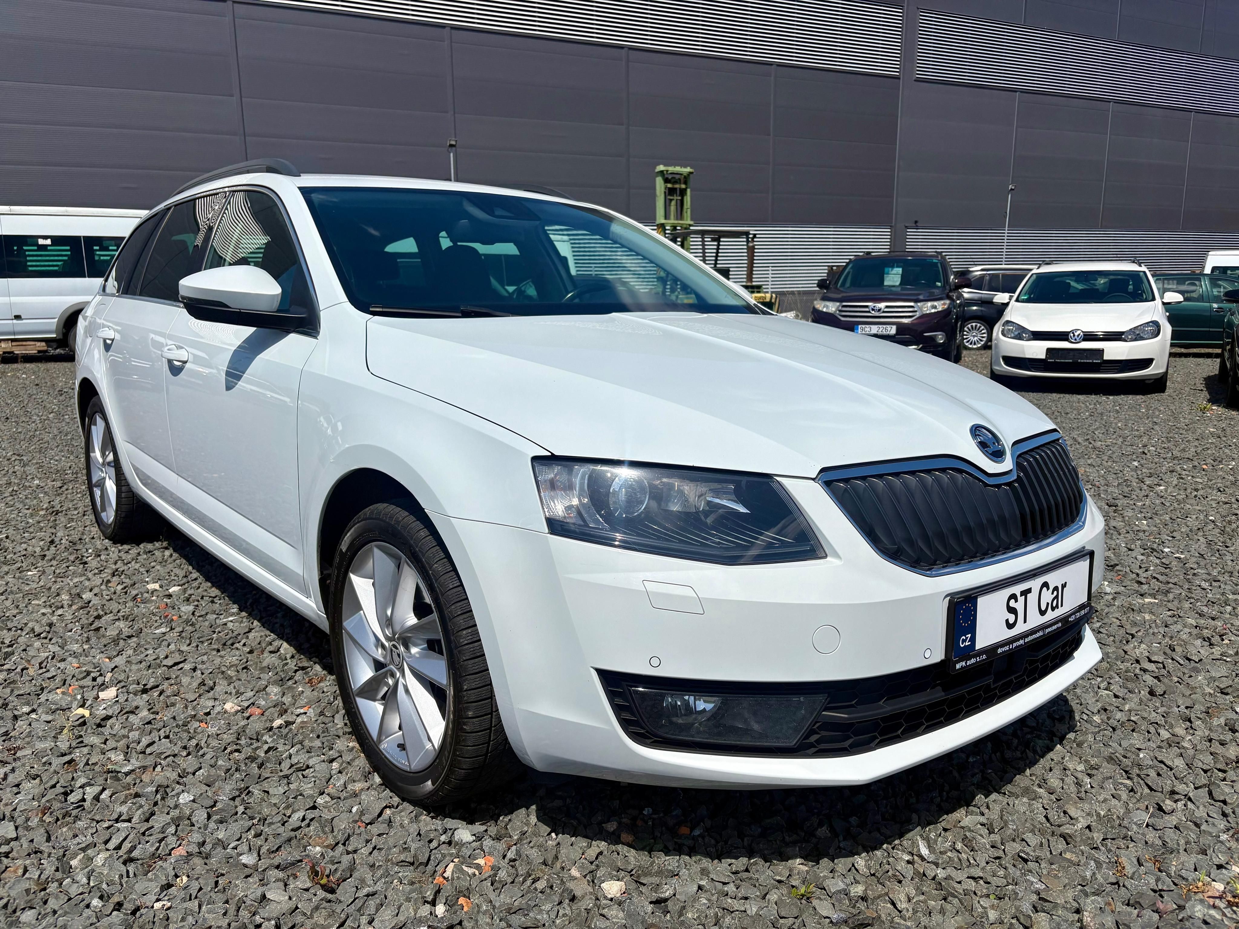 Škoda Octavia, 2.0TDi 135kw DSG 4x4 Elegance - fotka 3