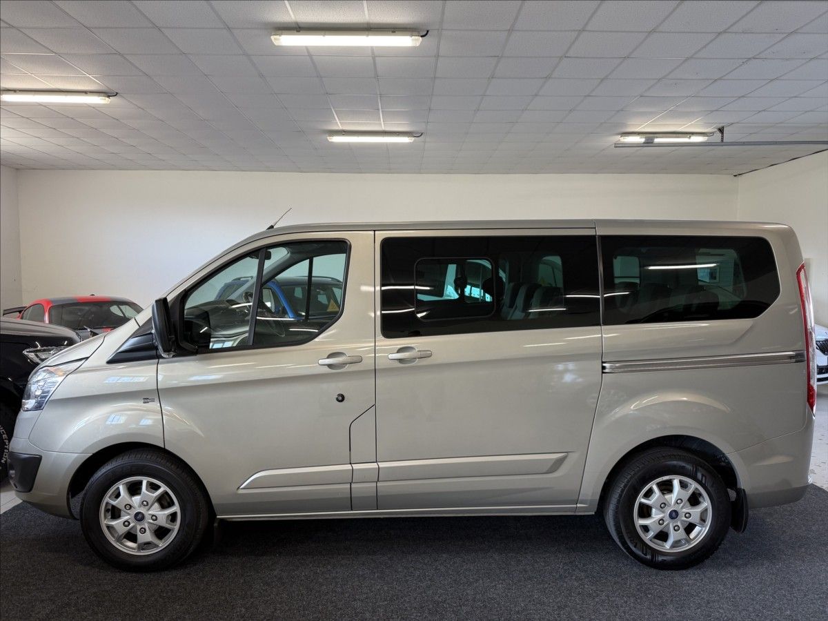 Ford Tourneo Custom, 2,2 TitaniumX,114kW,po servisu - fotka 3
