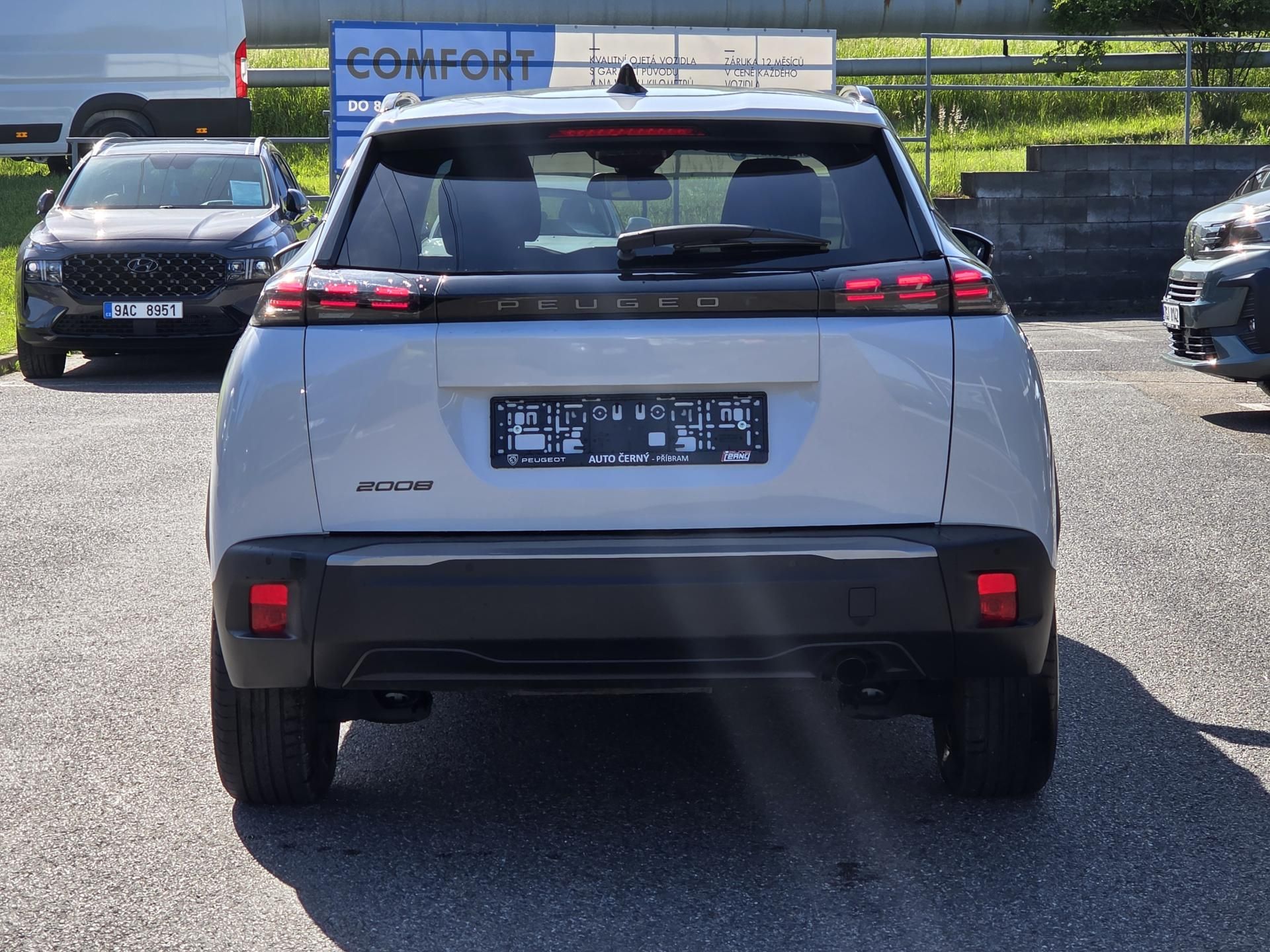 Peugeot 2008, 1.2 PT 100 ALLURE MAN6 - fotka 4