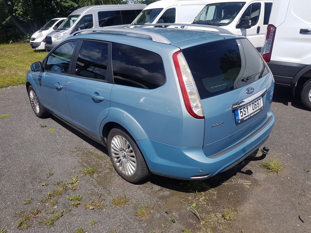 Ford Focus, 2.0TDCi 100KW 6RYCHLOSTÍ - fotka 4