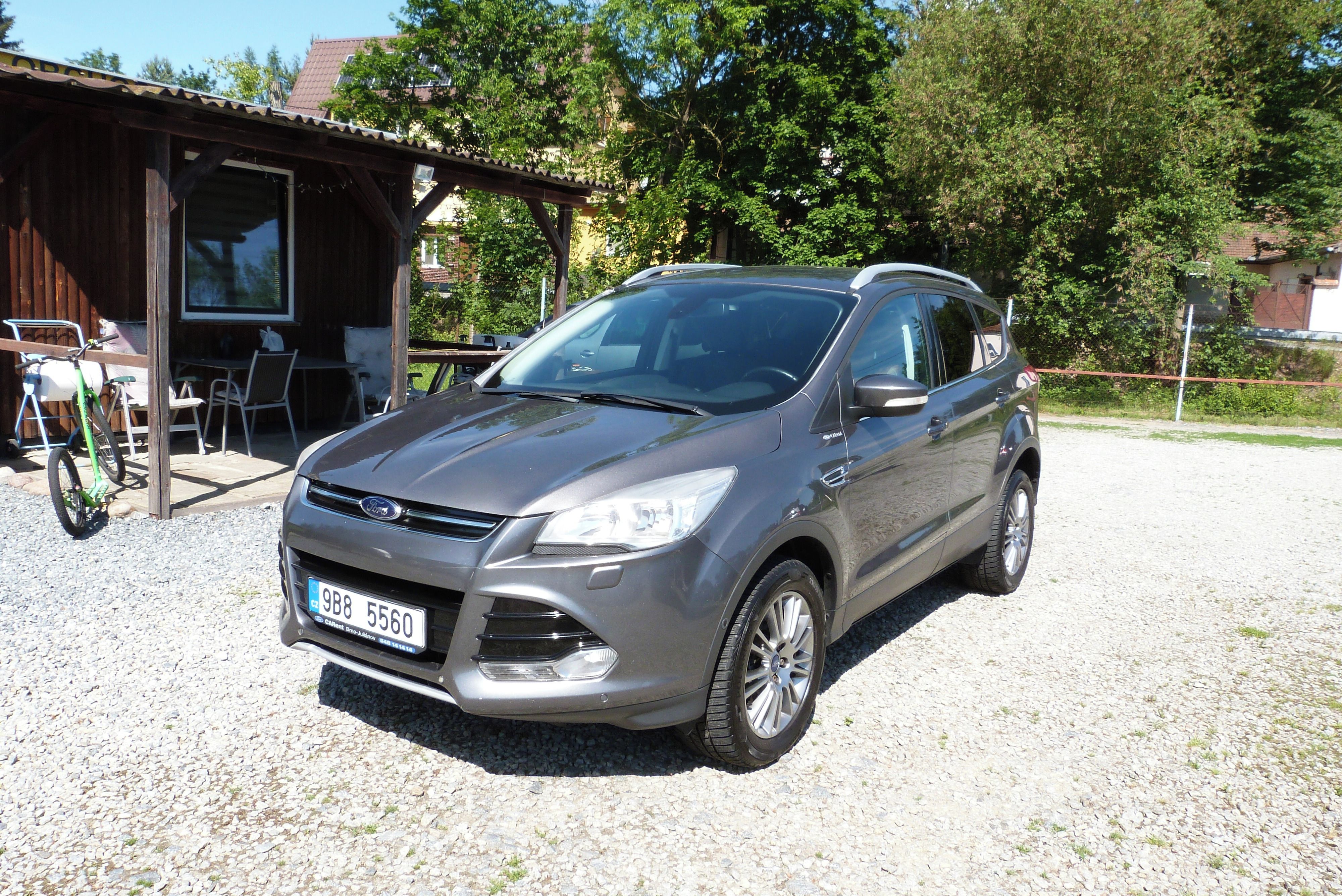 Ford Kuga, 2.0 TDCi 120 kw 4x4 Titanium