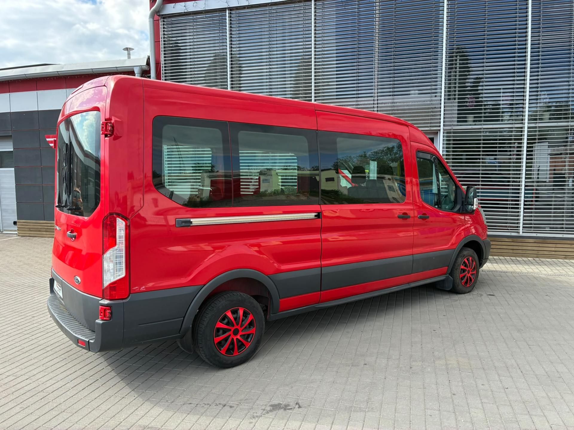 Ford Transit, 2.2TDCi, 74KW, 9 MÍST - fotka 4