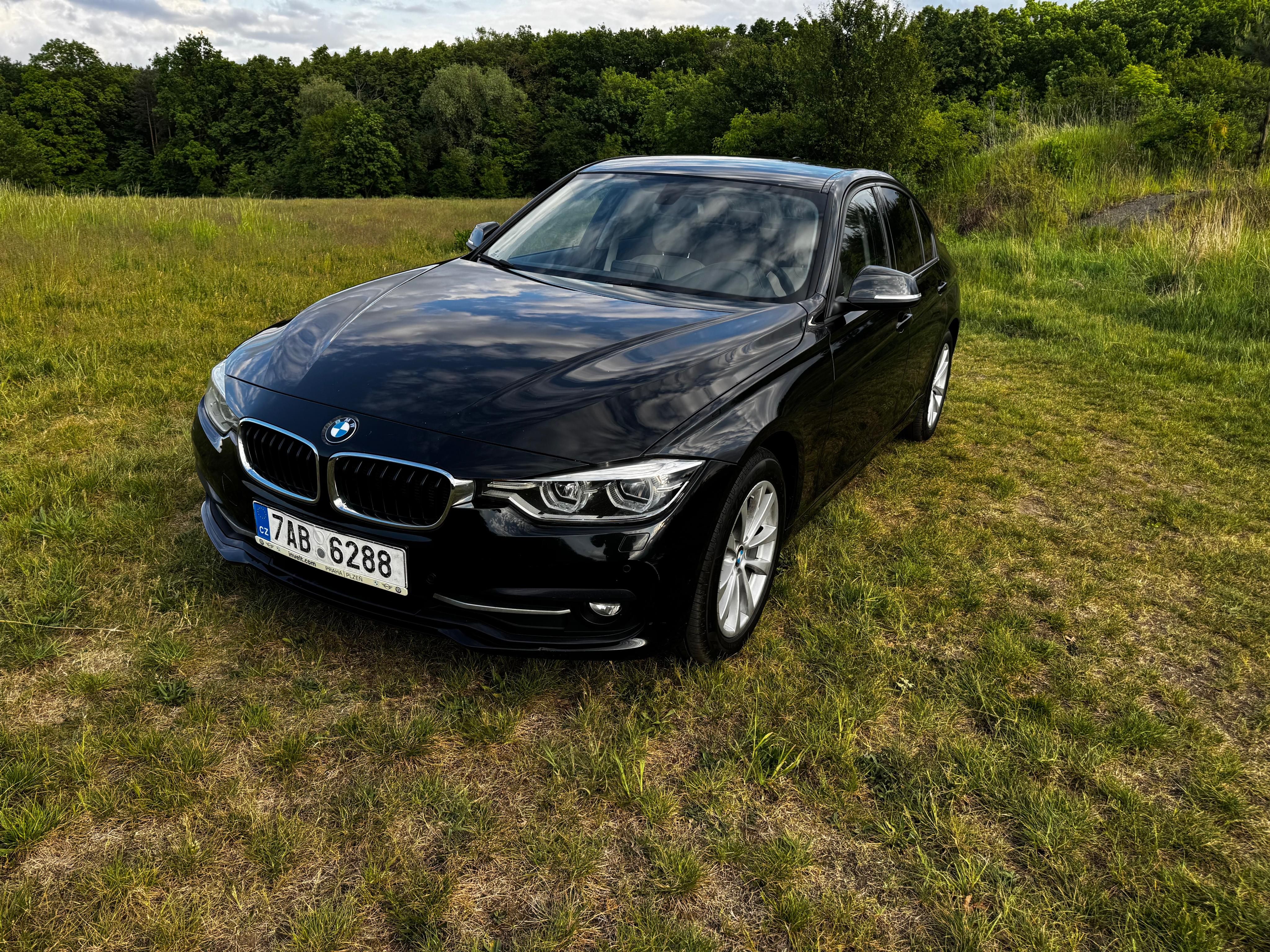BMW Řada 3, 320D xDrive LCI SportLine - fotka 3
