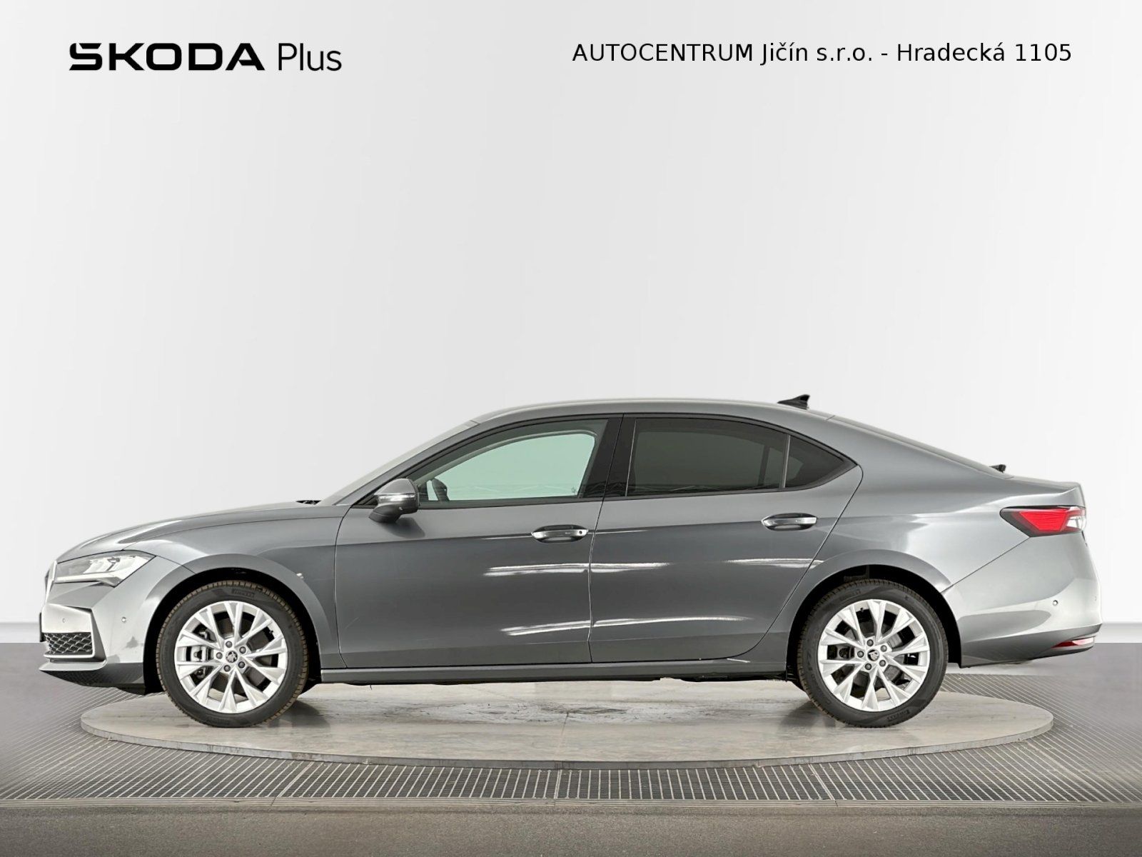 Škoda Superb, DSG 2.0TDI 142kW 4x4 Selection - fotka 3