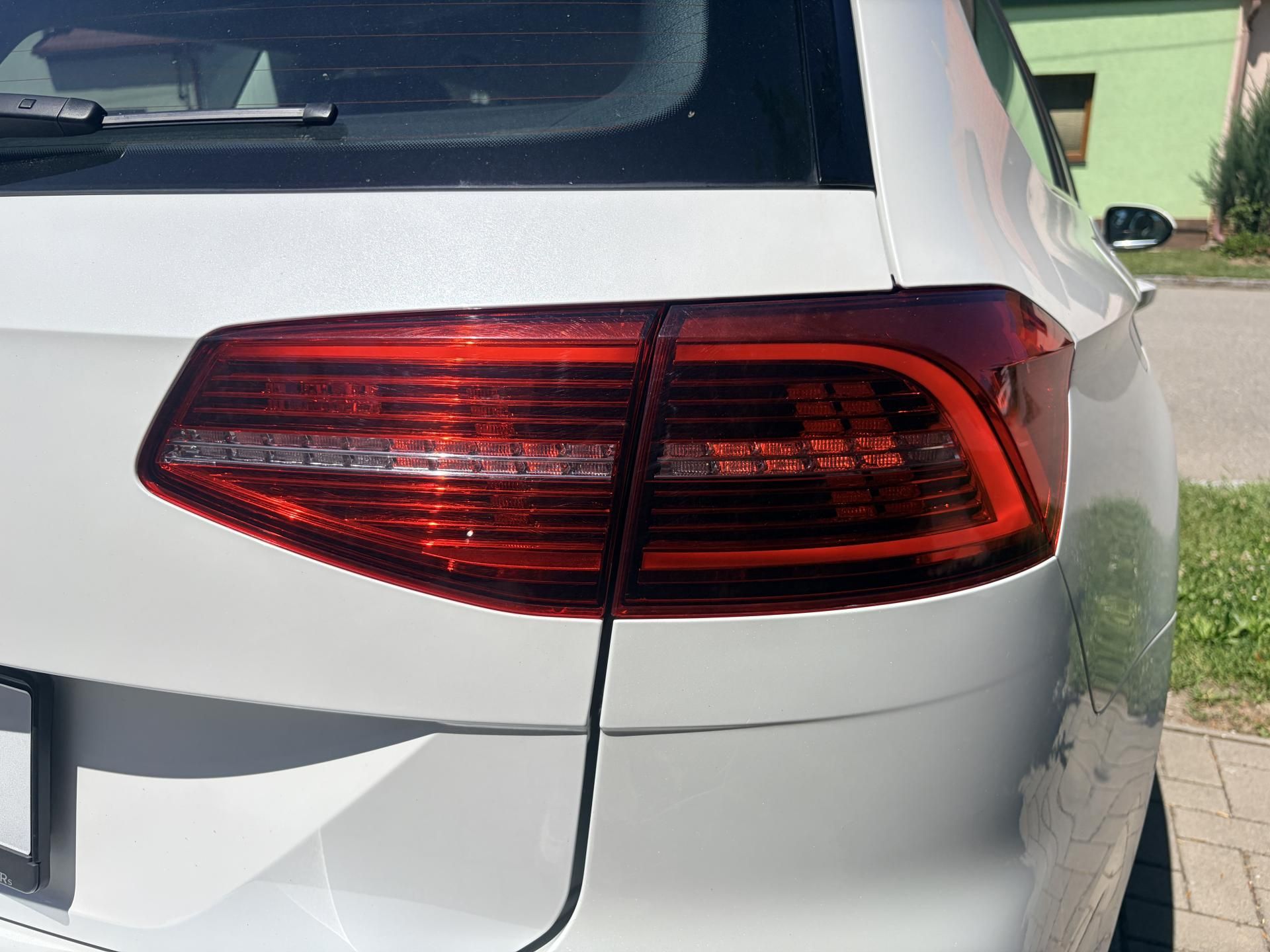 Volkswagen Passat, 2.0TDI 110KW HIGHLINE DSG LED - fotka 6