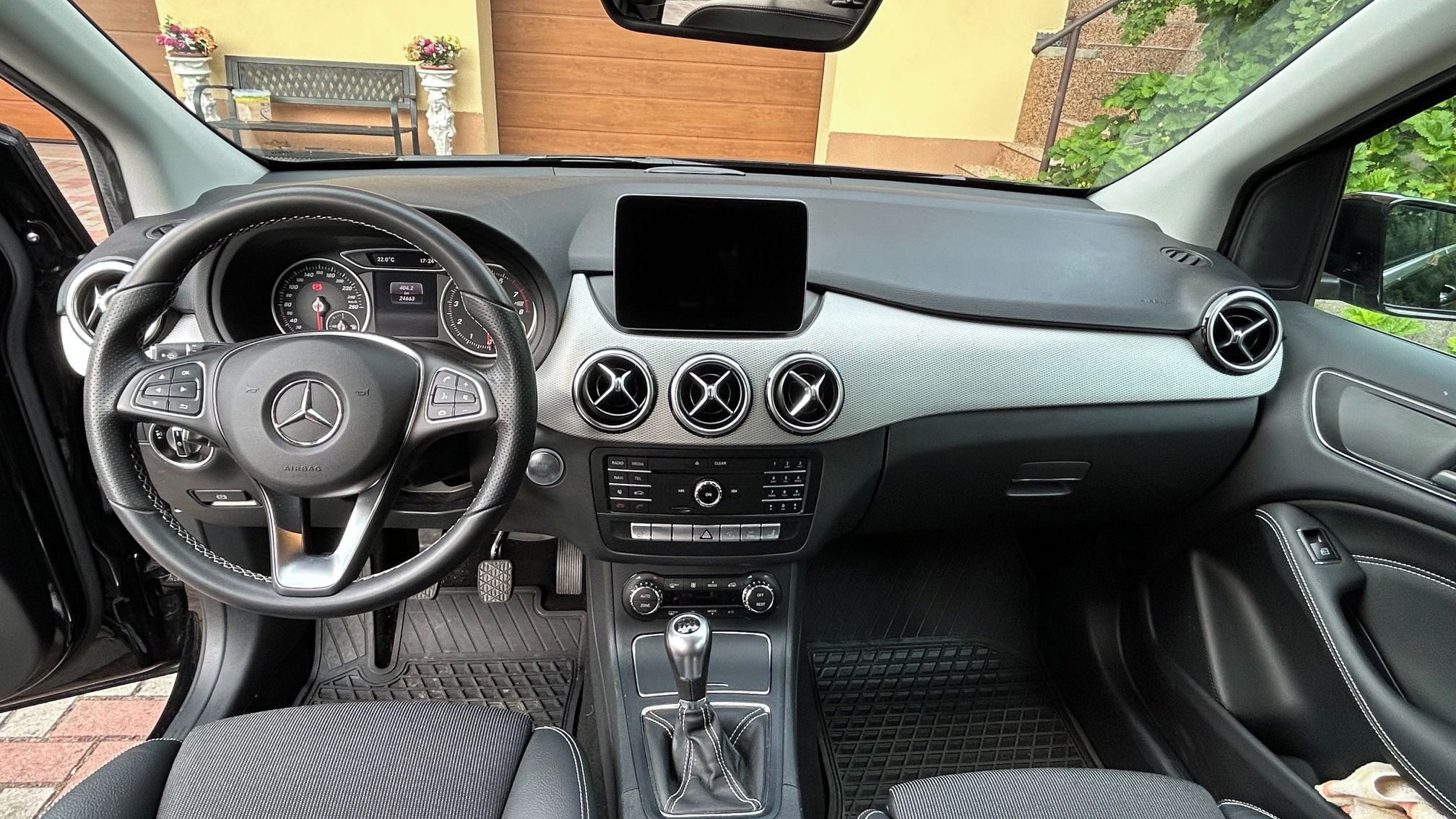 Mercedes-Benz Třídy B, 24000 KM - fotka 6