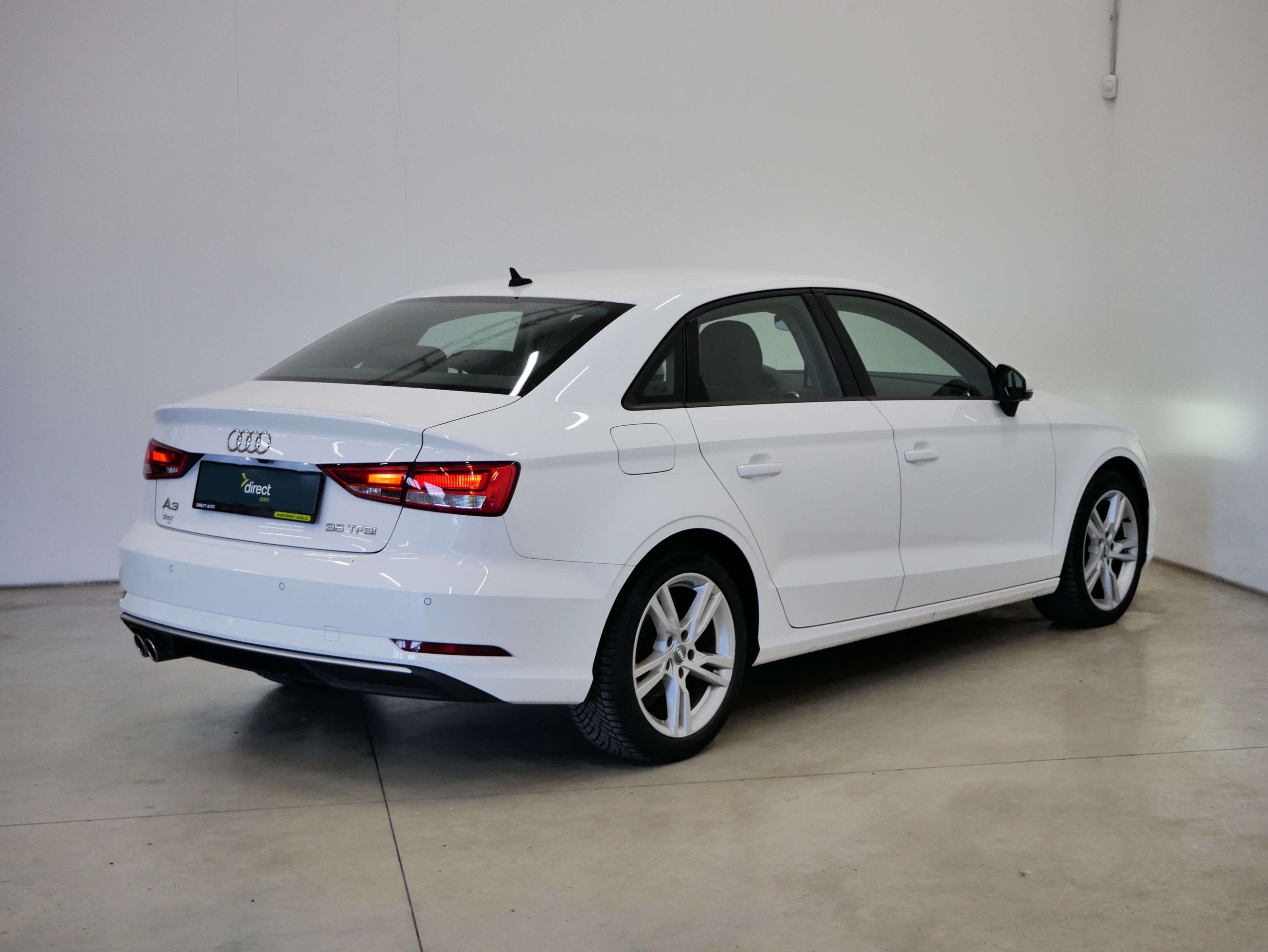 Audi A3, 35 TFSI 110 kW S-tronic Sport - fotka 2